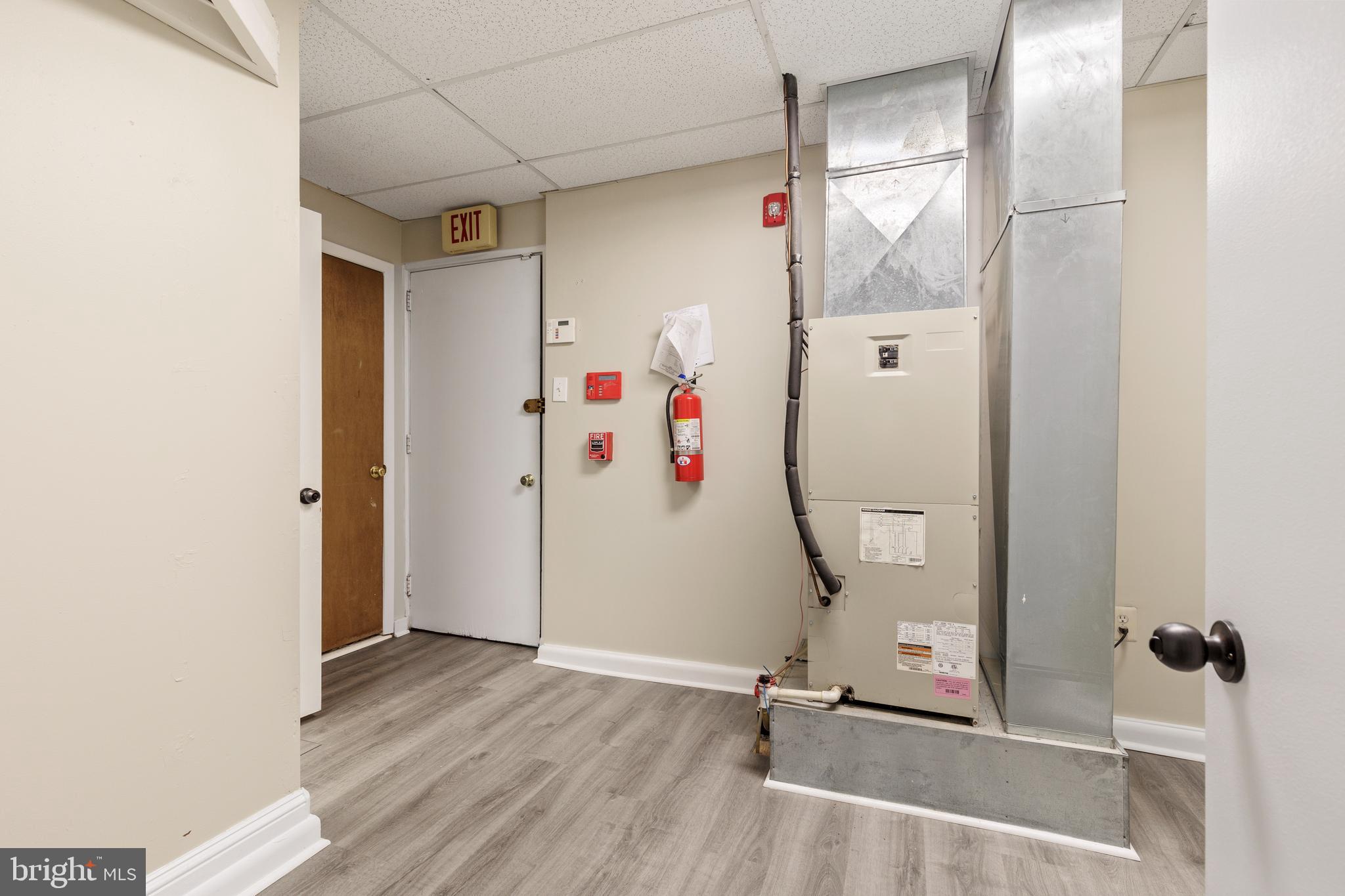 2763 LIMEKILN PIKE