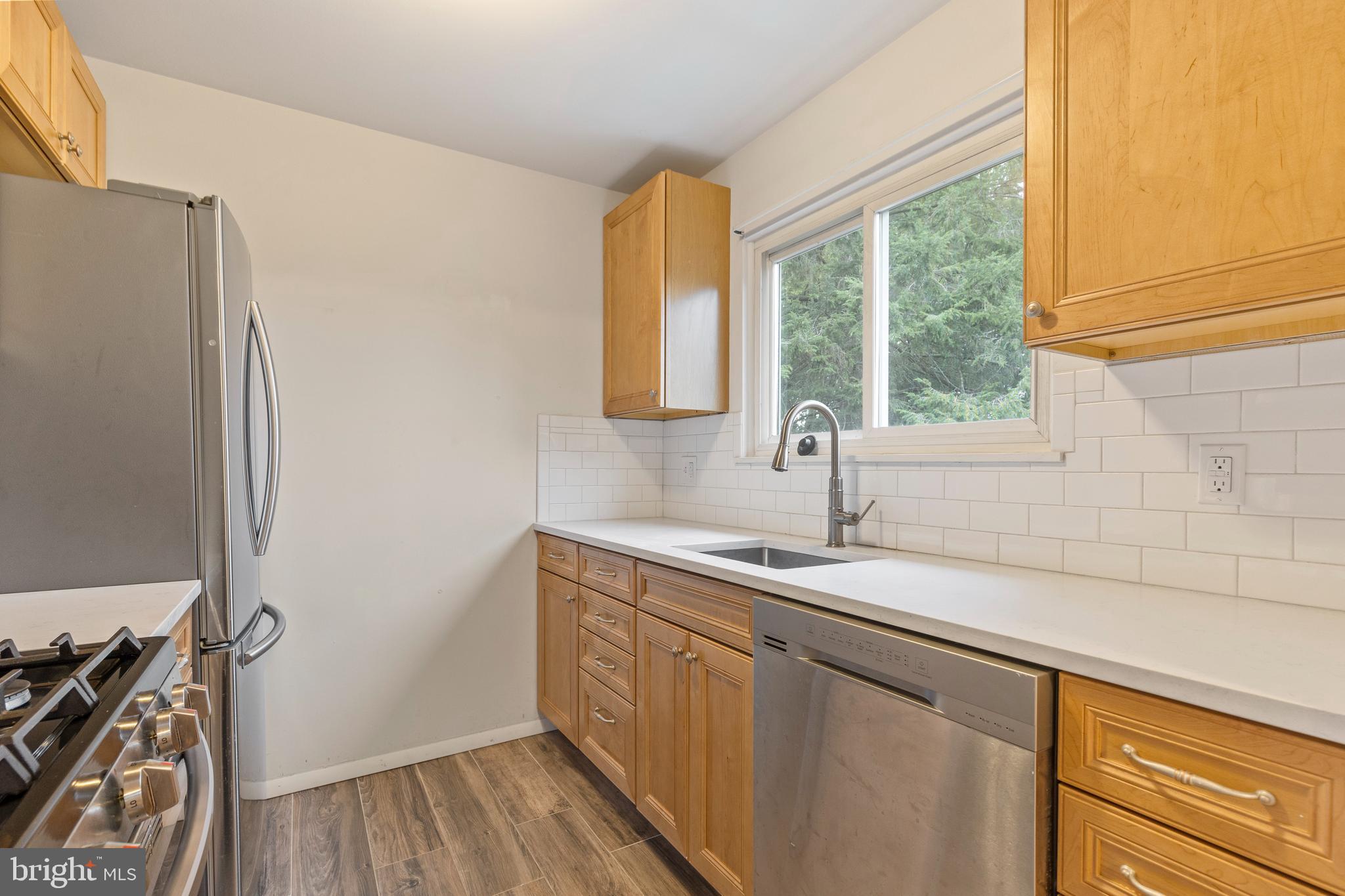 209 HILLSIDE AVENUE
