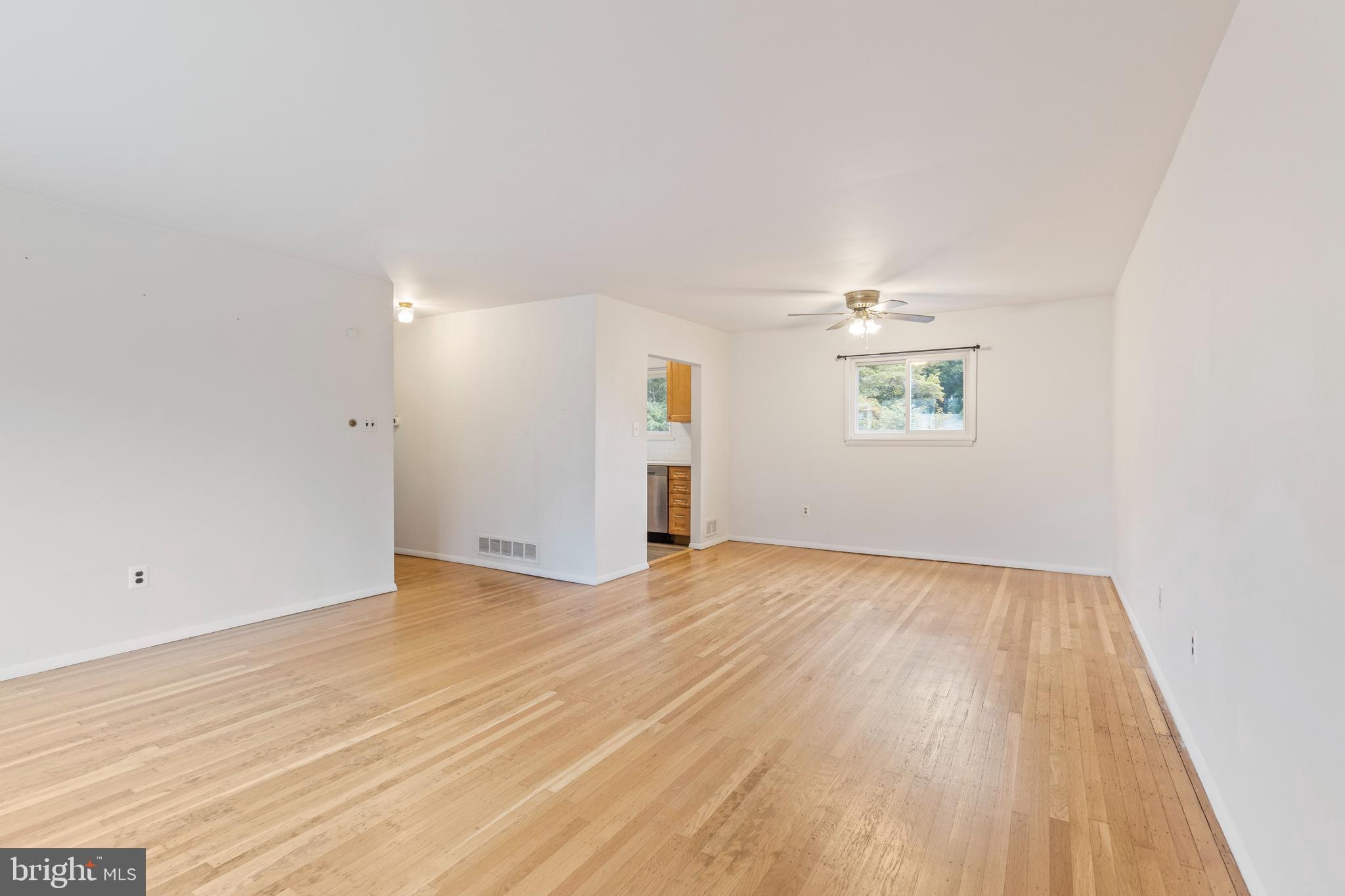209 HILLSIDE AVENUE