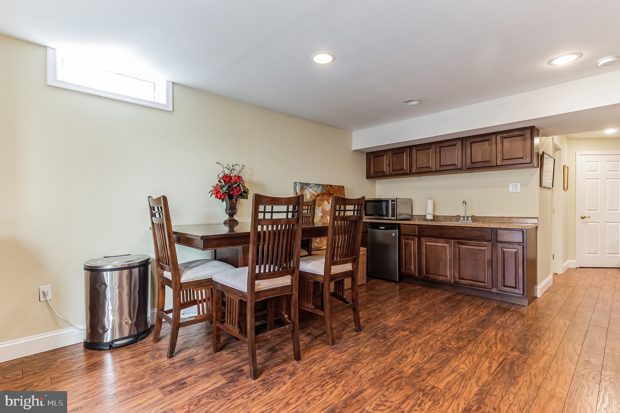 332 SUN VALLEY DRIVE