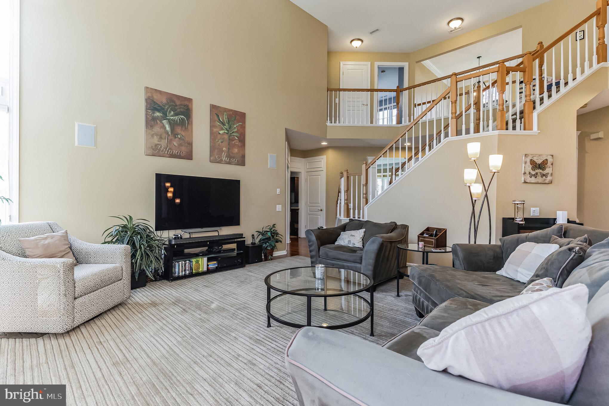 332 SUN VALLEY DRIVE