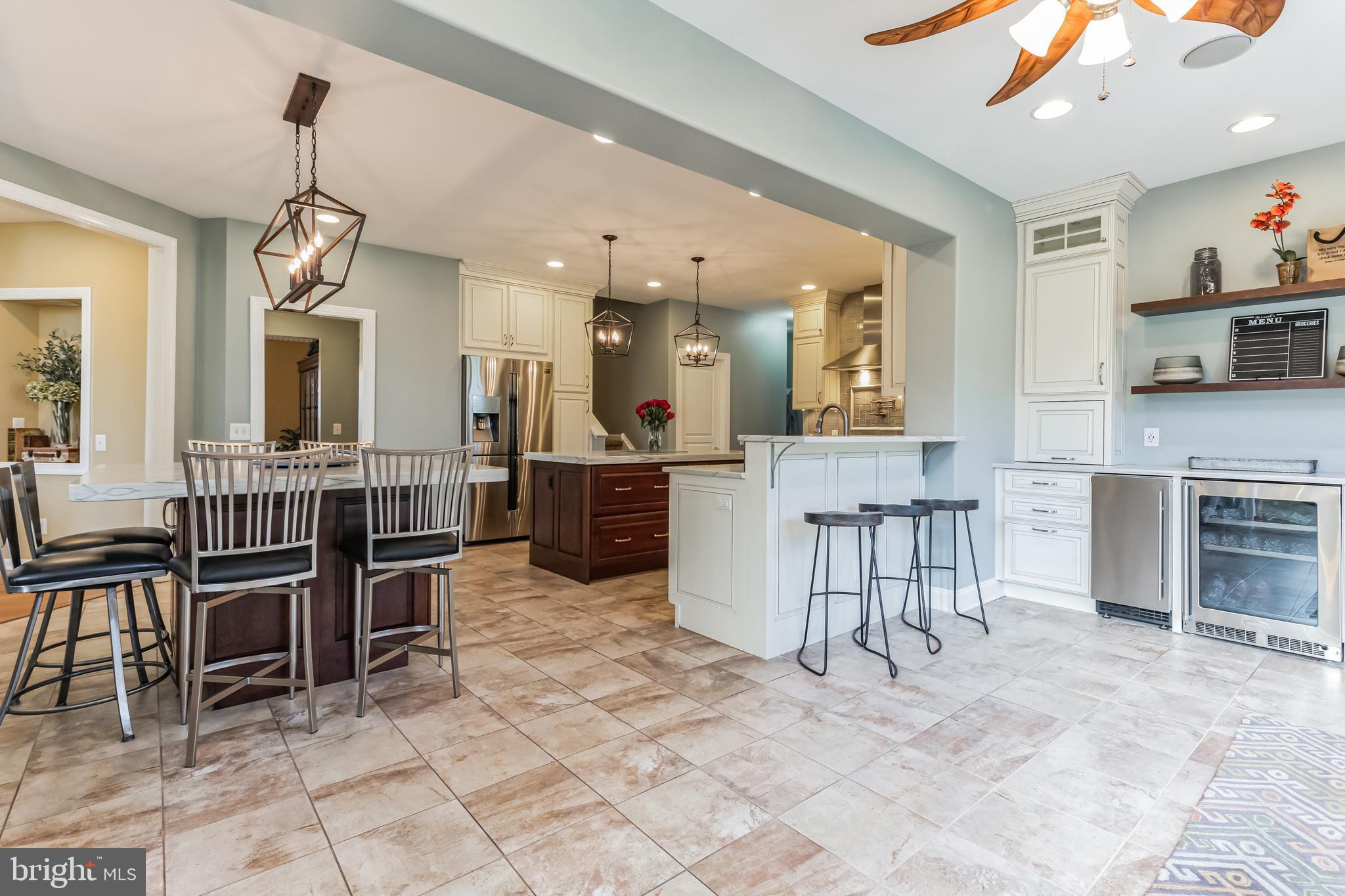 332 SUN VALLEY DRIVE