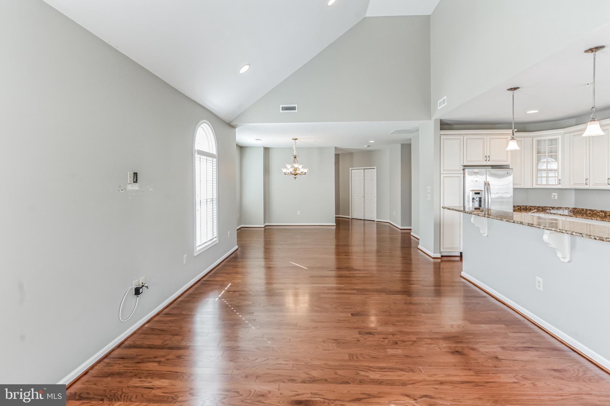 107 LINCOLN DRIVE 233