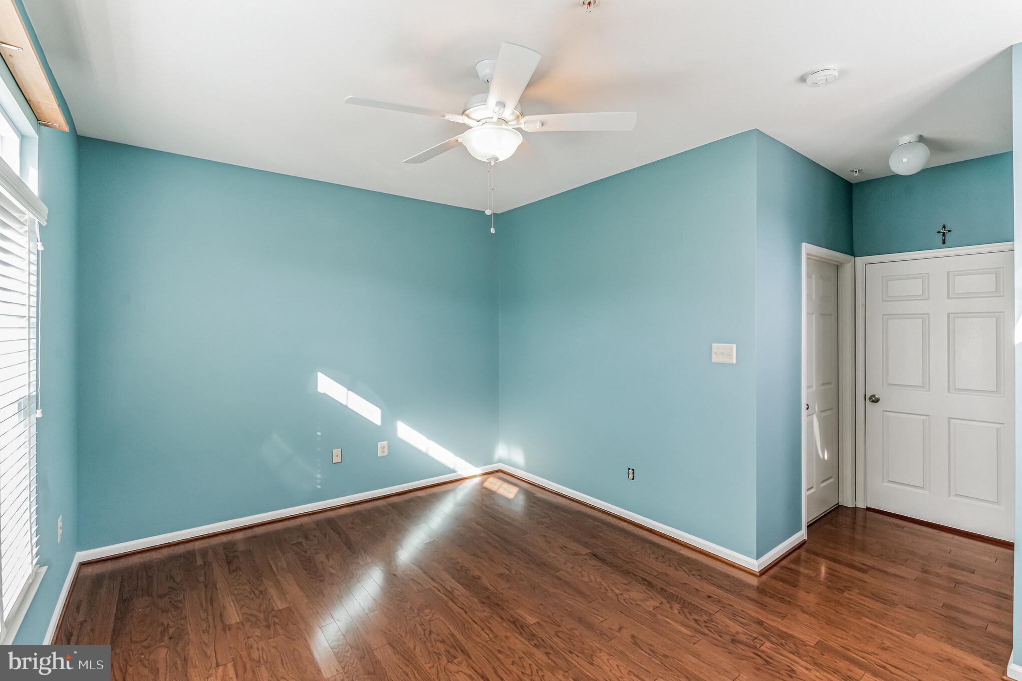 107 LINCOLN DRIVE 233