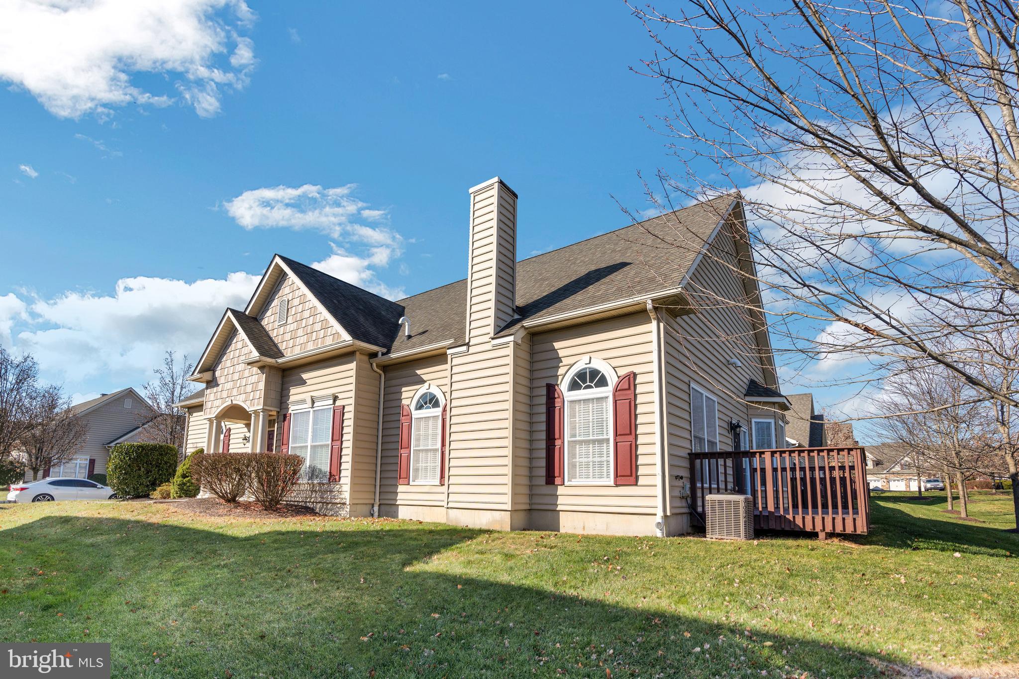 107 LINCOLN DRIVE 233