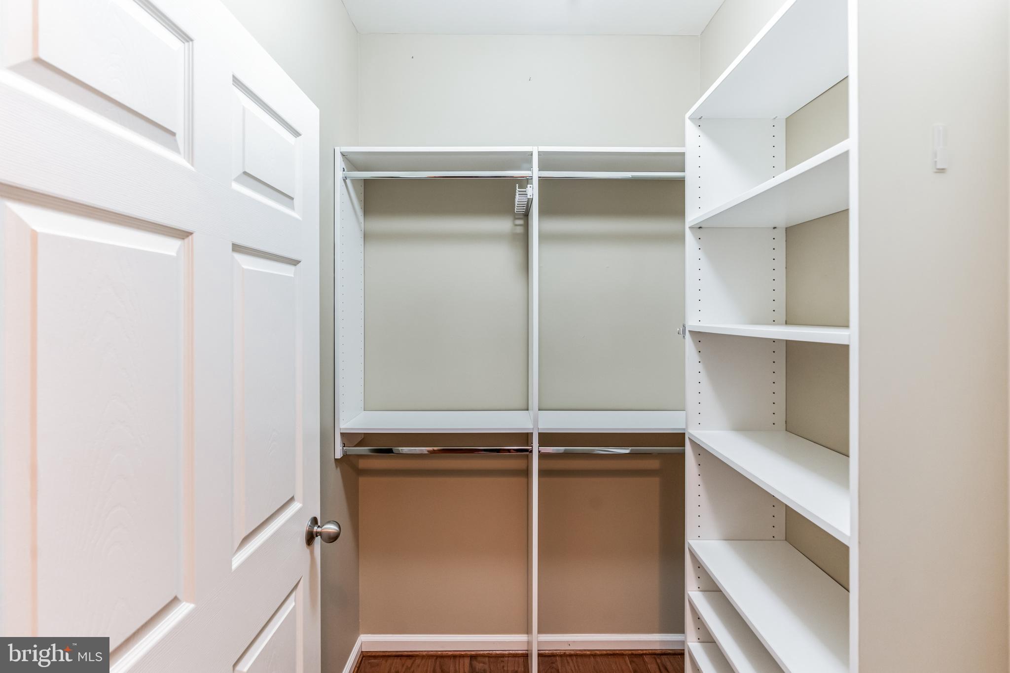 107 LINCOLN DRIVE 233