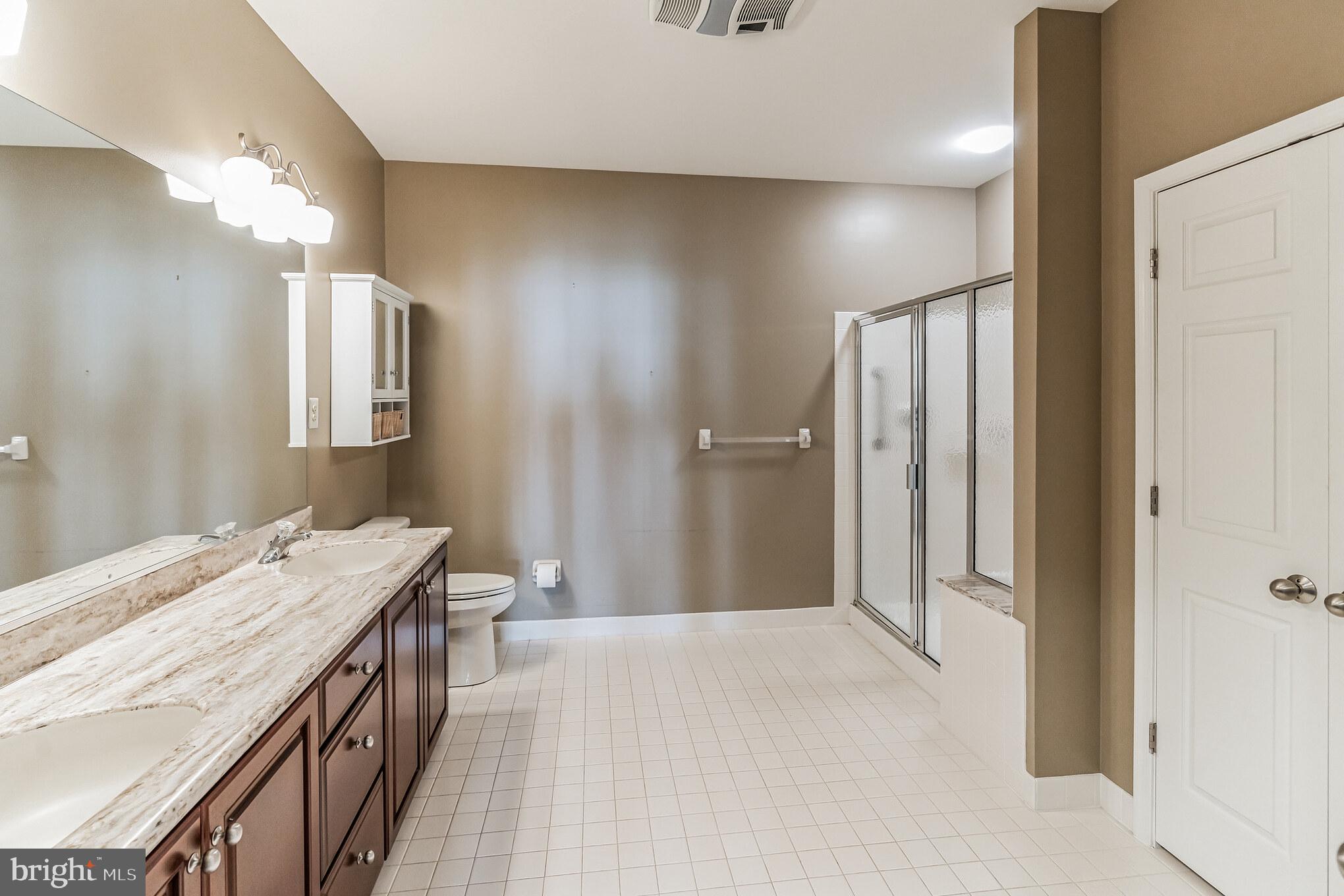 107 LINCOLN DRIVE 233