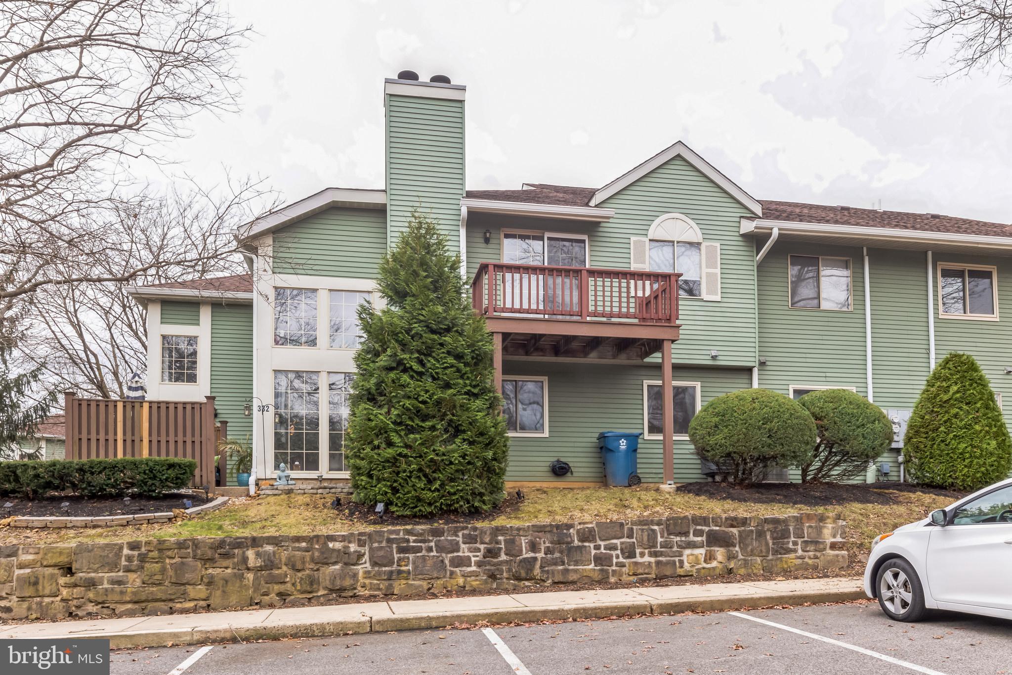 334 GREEN MEADOW LANE