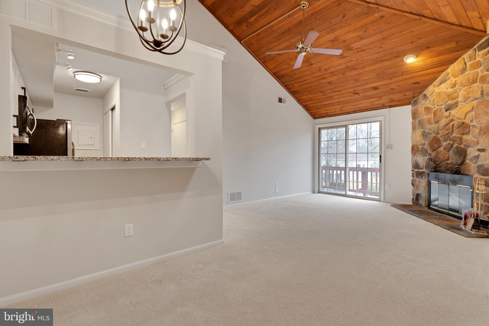 334 GREEN MEADOW LANE