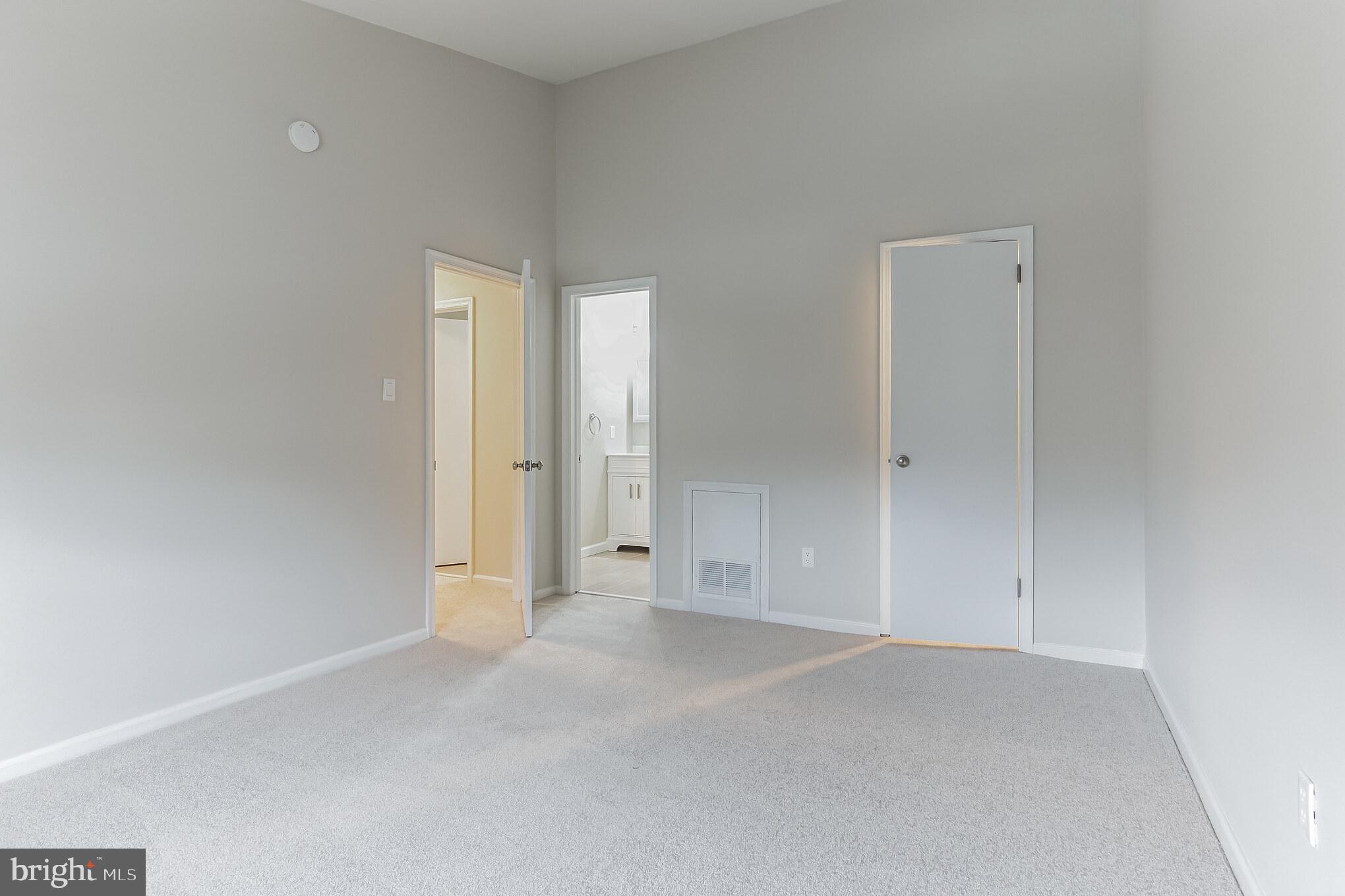 334 GREEN MEADOW LANE