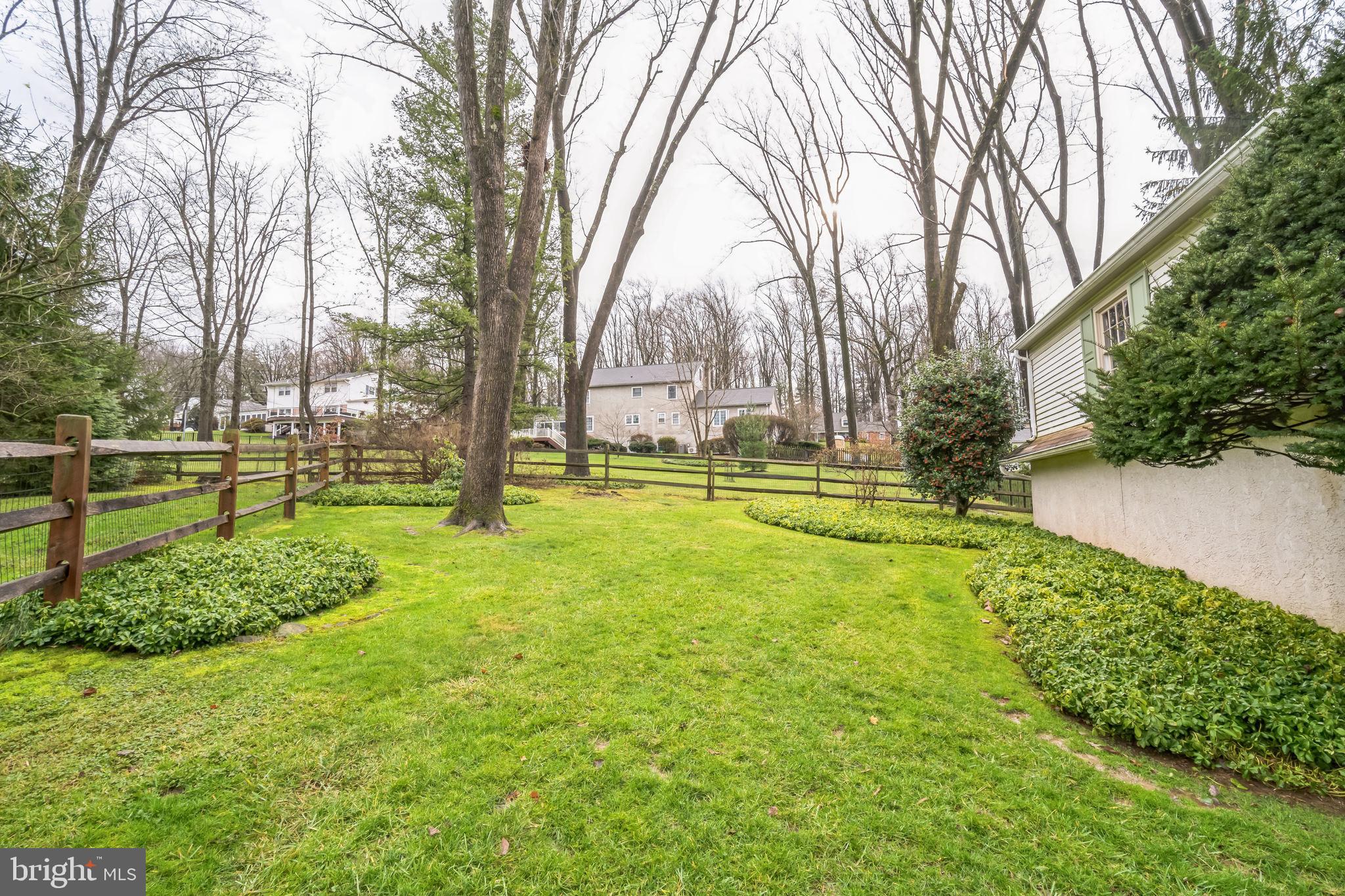 509 APPLEWOOD DRIVE
