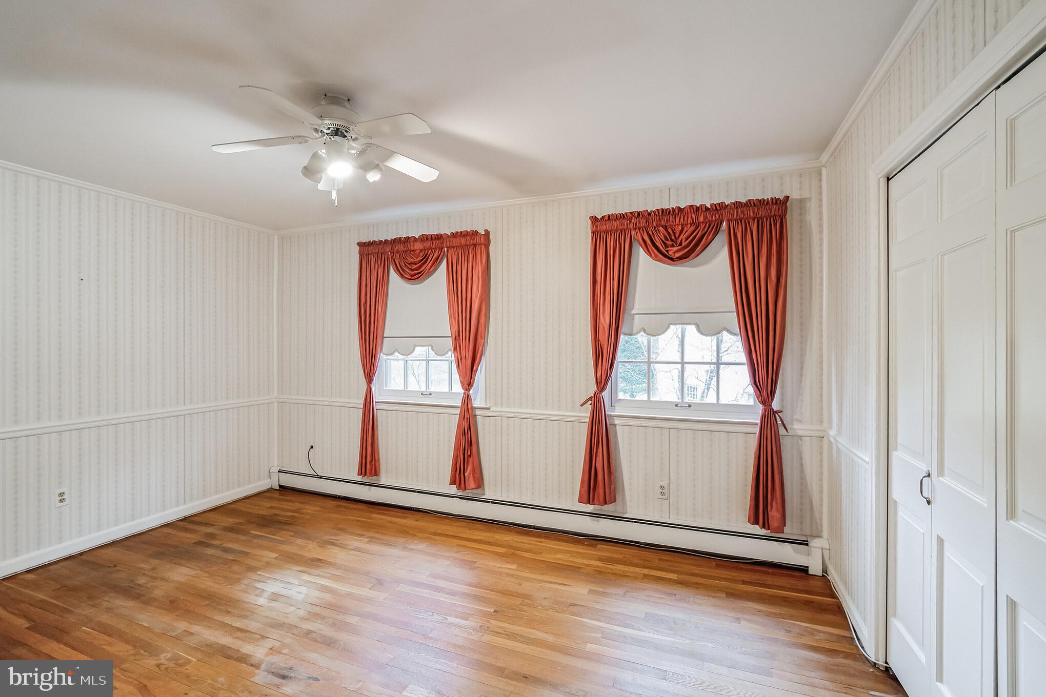 509 APPLEWOOD DRIVE