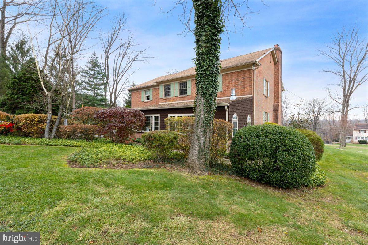 509 APPLEWOOD DRIVE