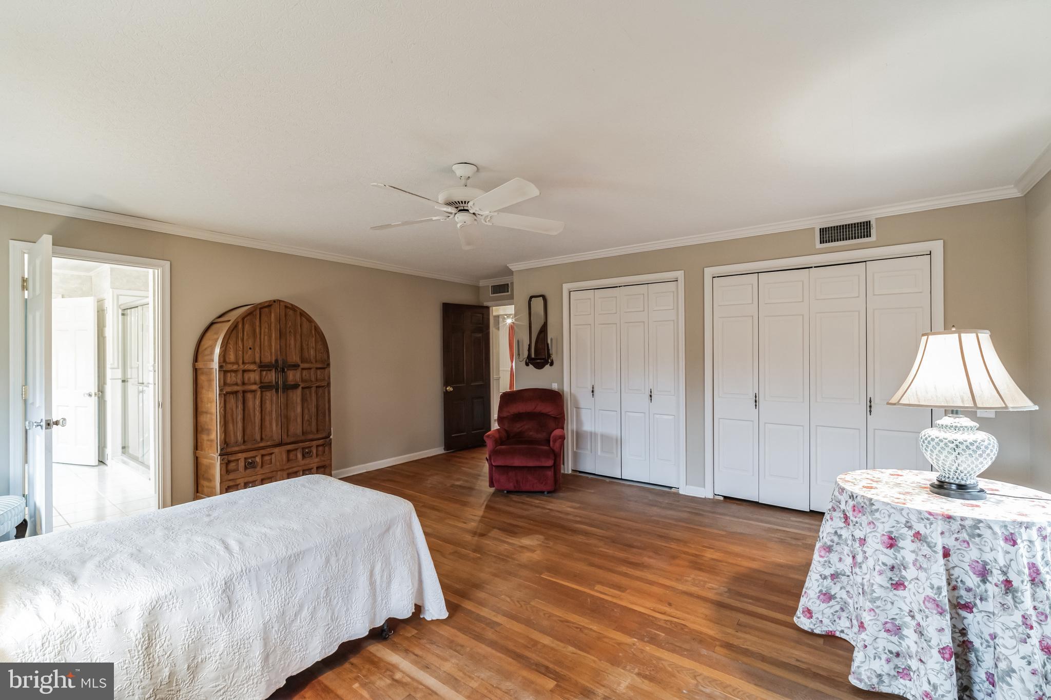 509 APPLEWOOD DRIVE