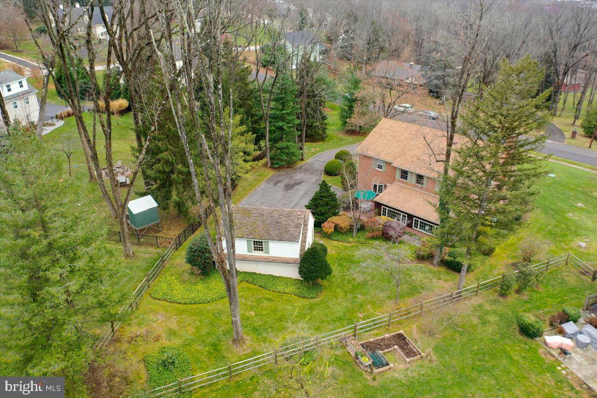 509 APPLEWOOD DRIVE
