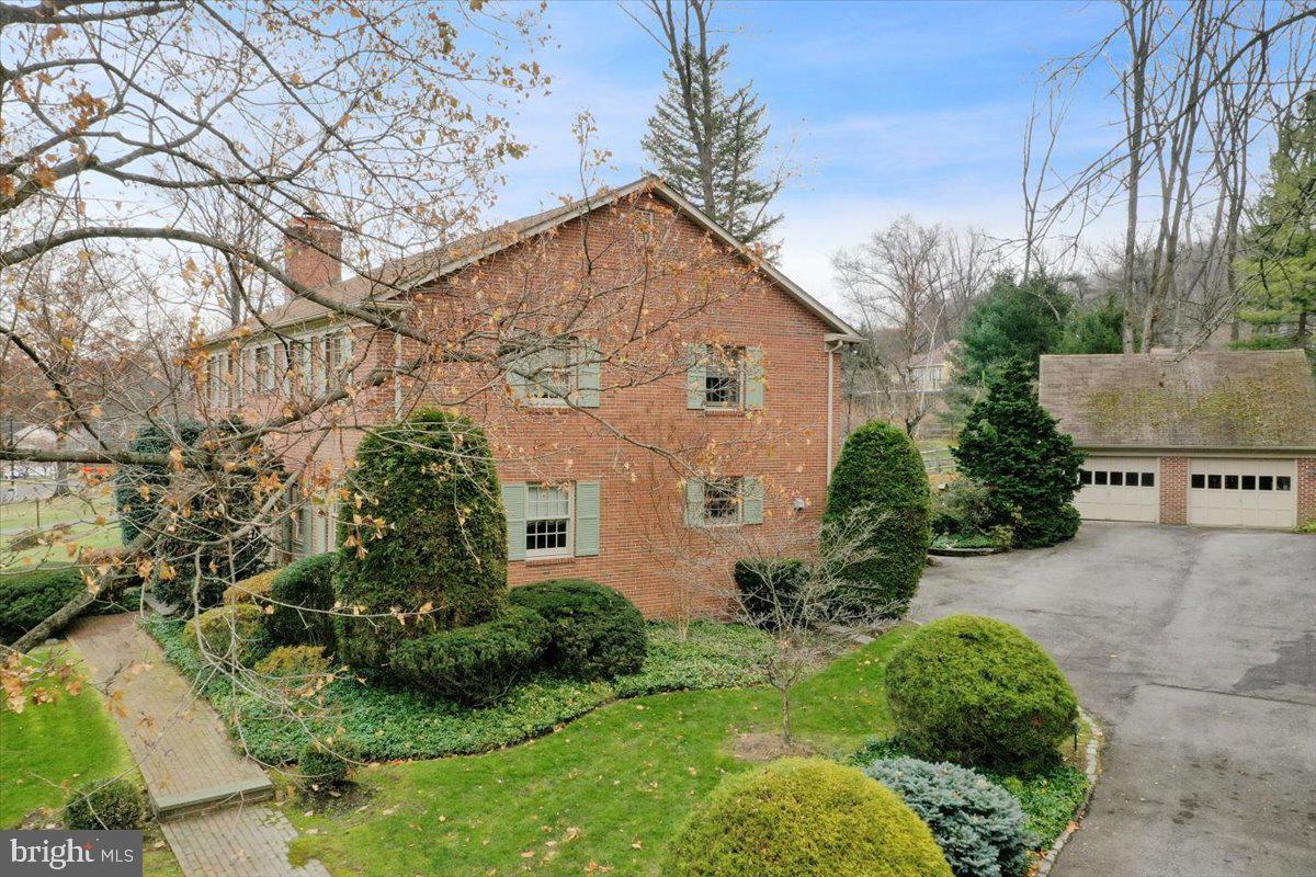 509 APPLEWOOD DRIVE
