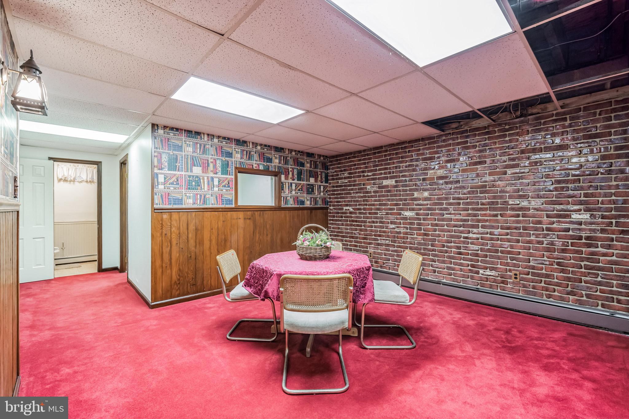 509 APPLEWOOD DRIVE