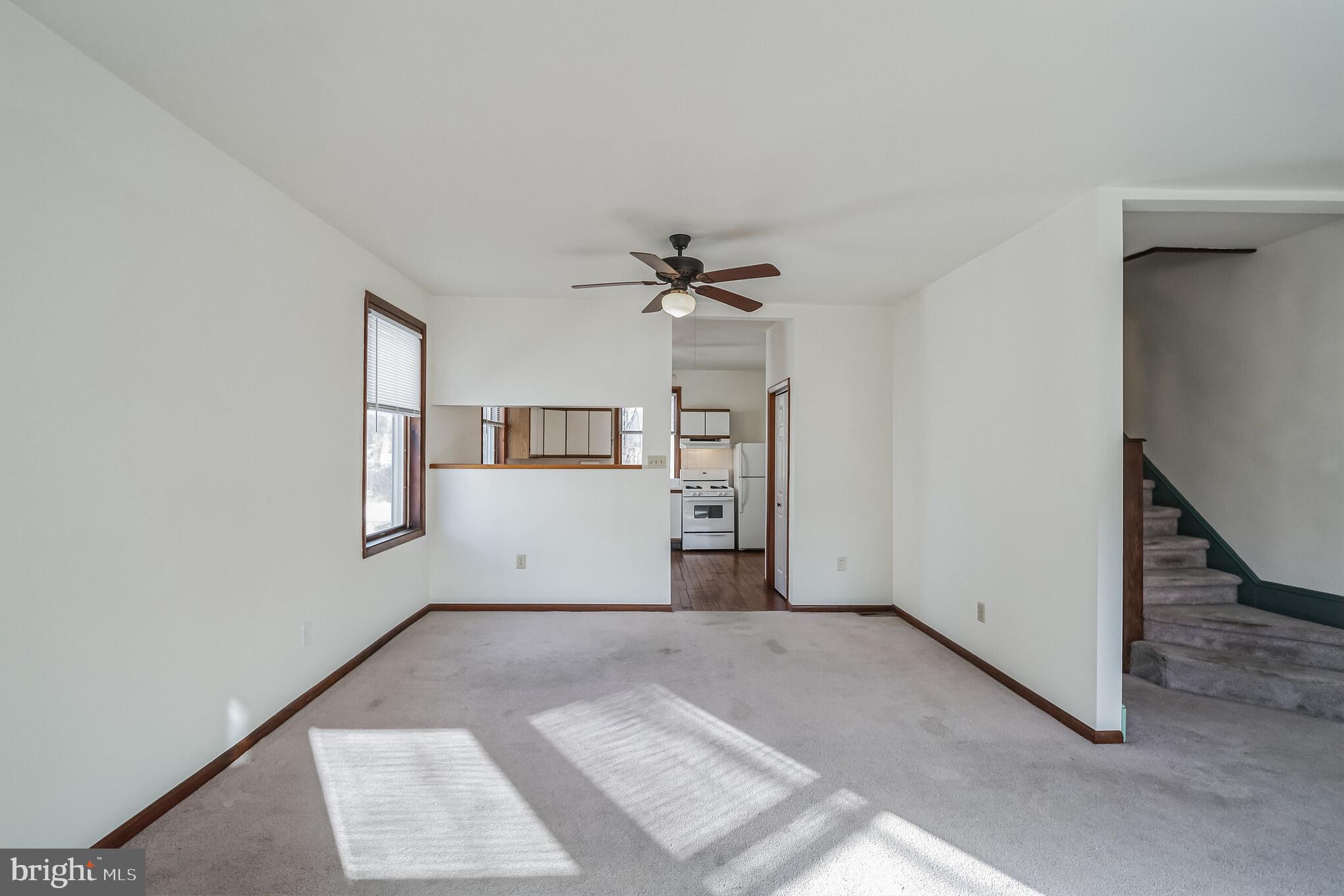 2907 MOUNT CARMEL AVENUE