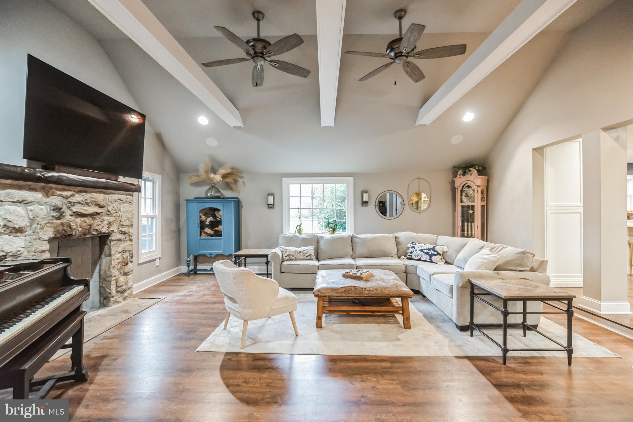 826 S FAIRWAY ROAD