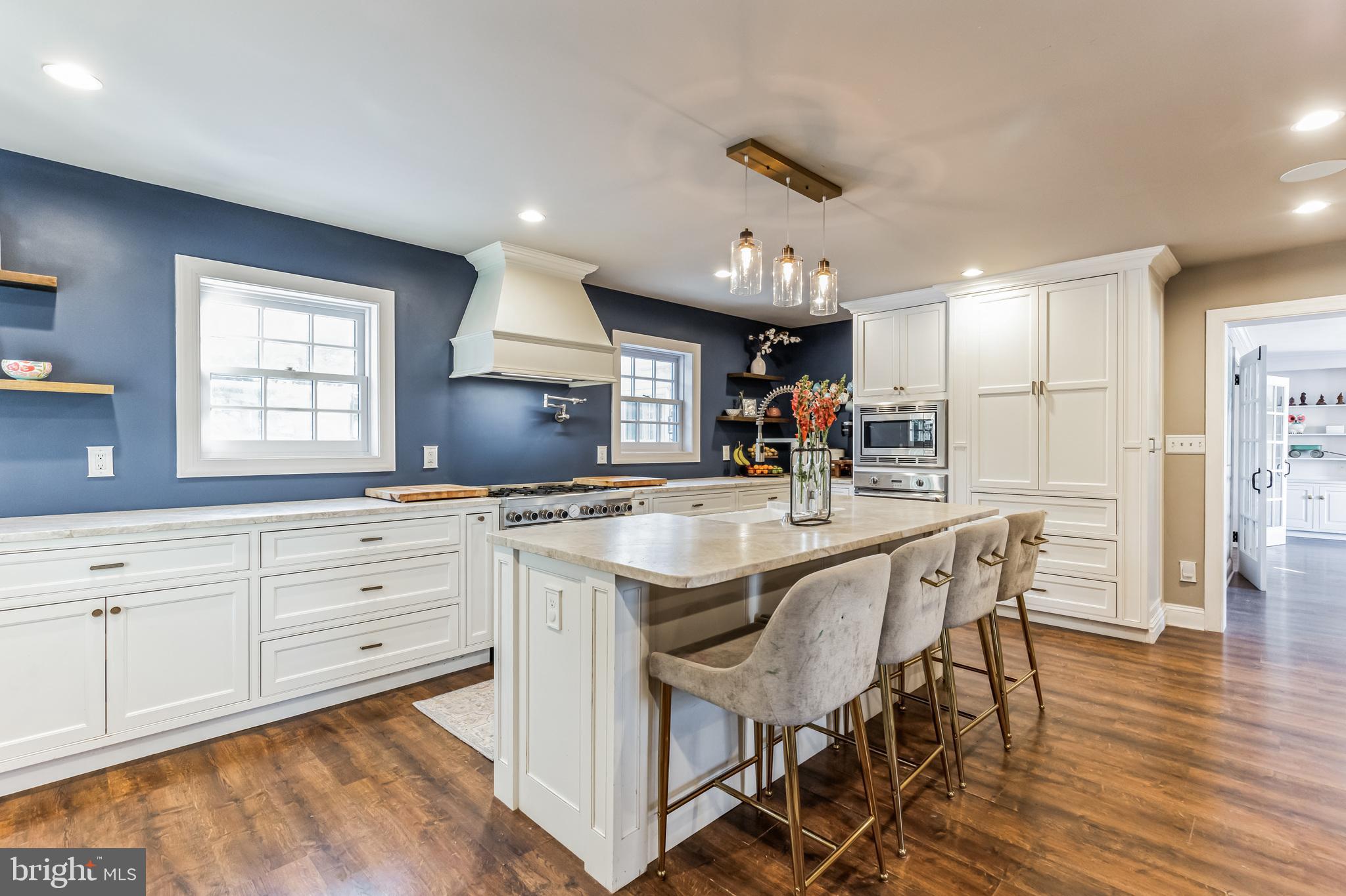 826 S FAIRWAY ROAD