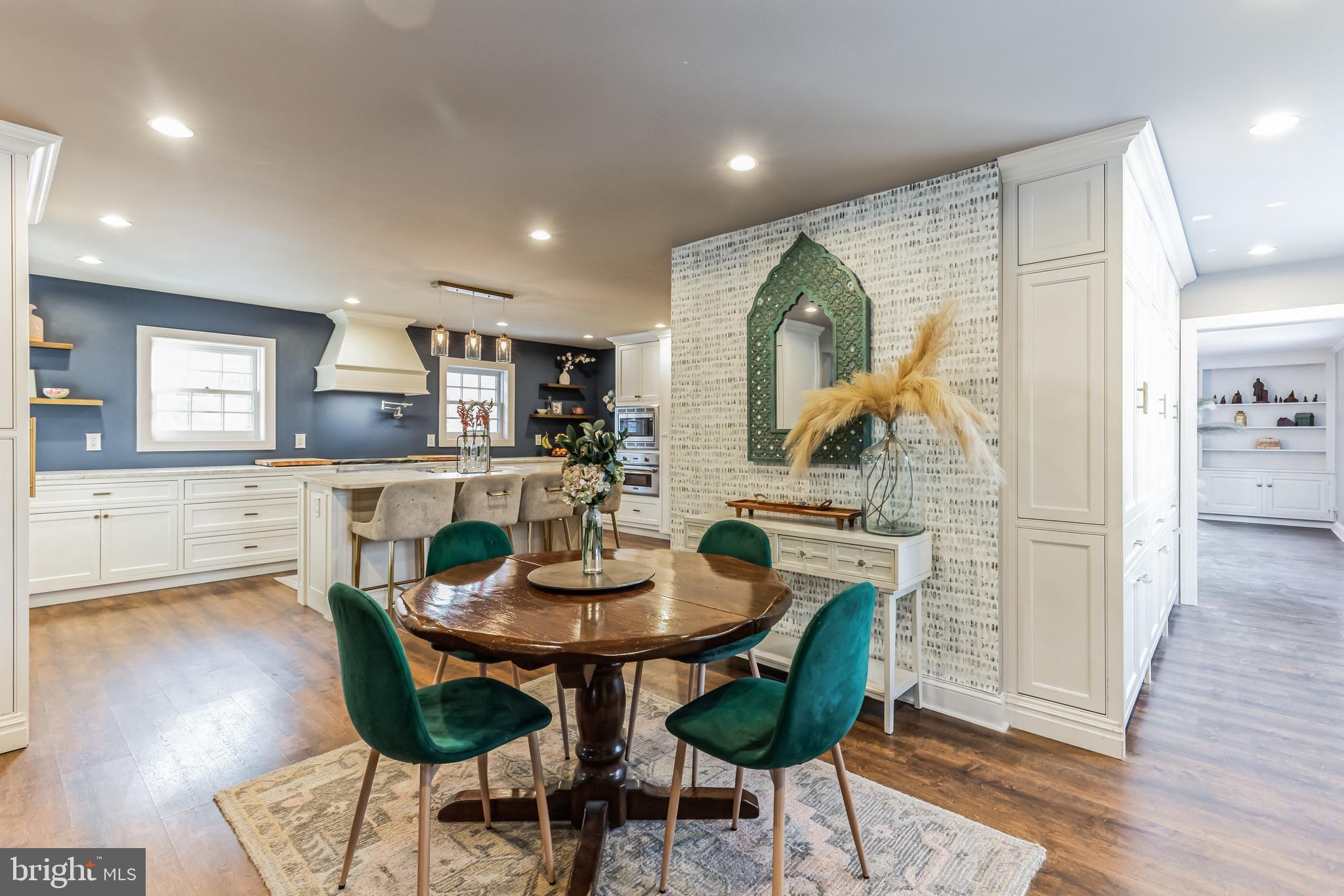 826 S FAIRWAY ROAD