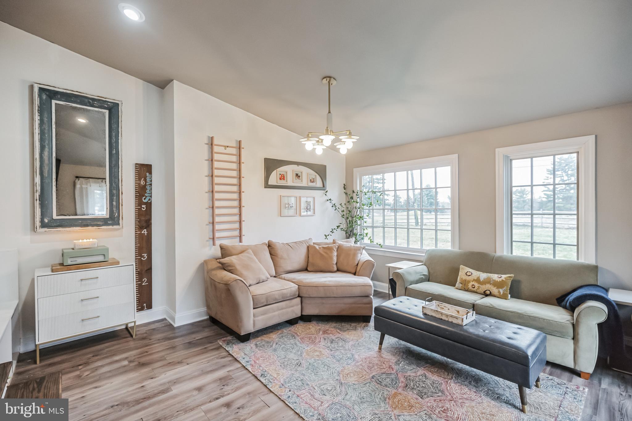 826 S FAIRWAY ROAD