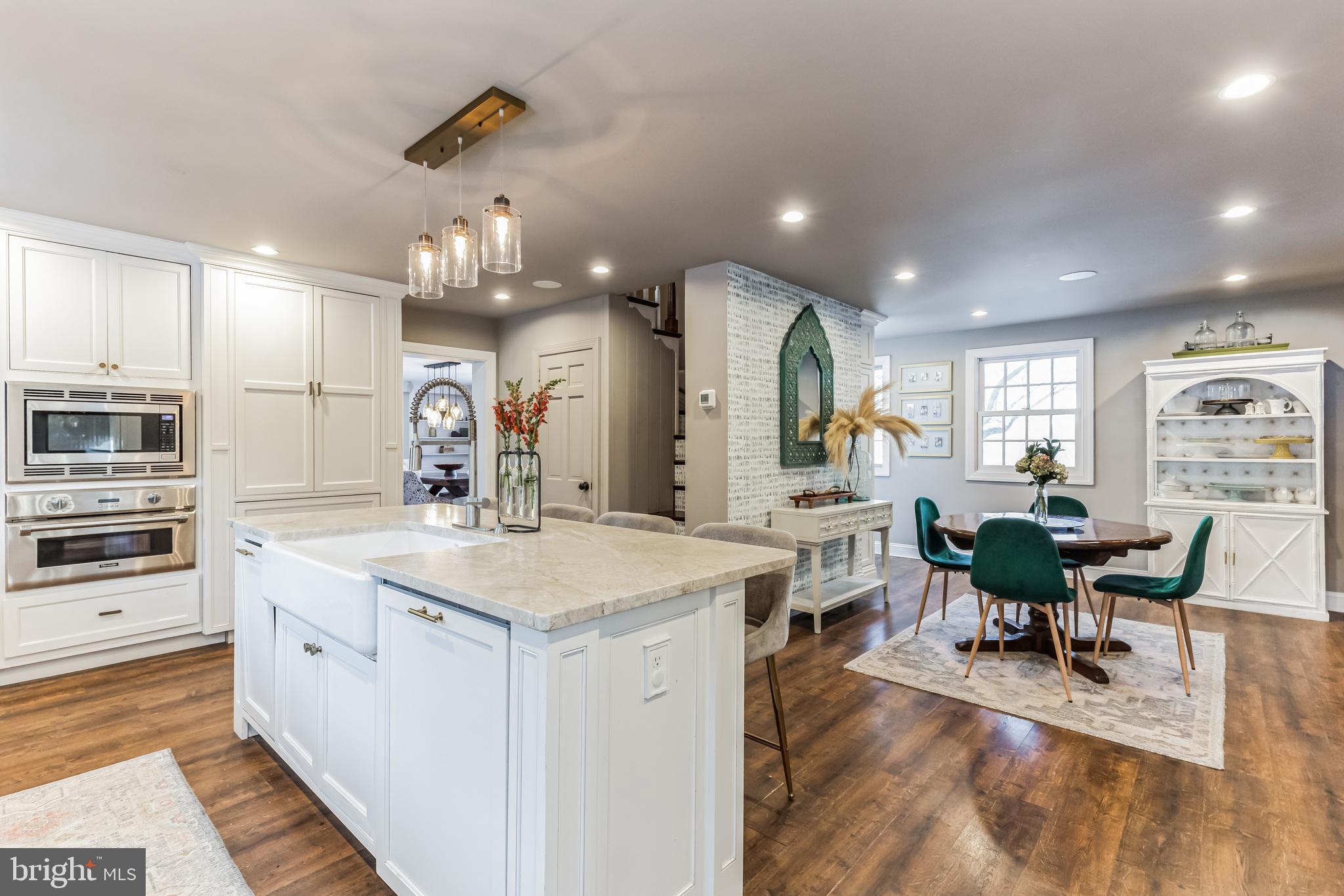 826 S FAIRWAY ROAD