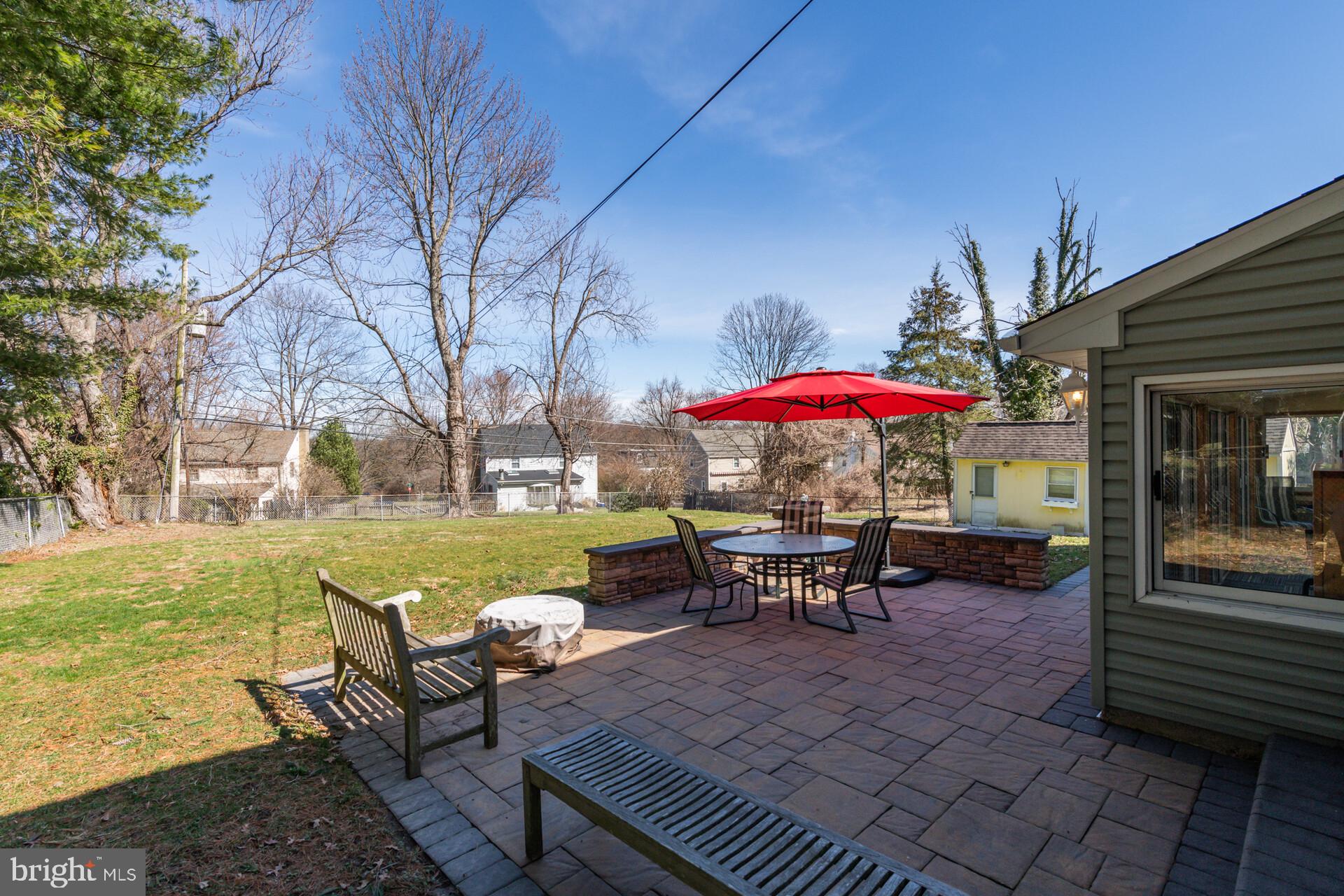 517 MANOR HOUSE LANE