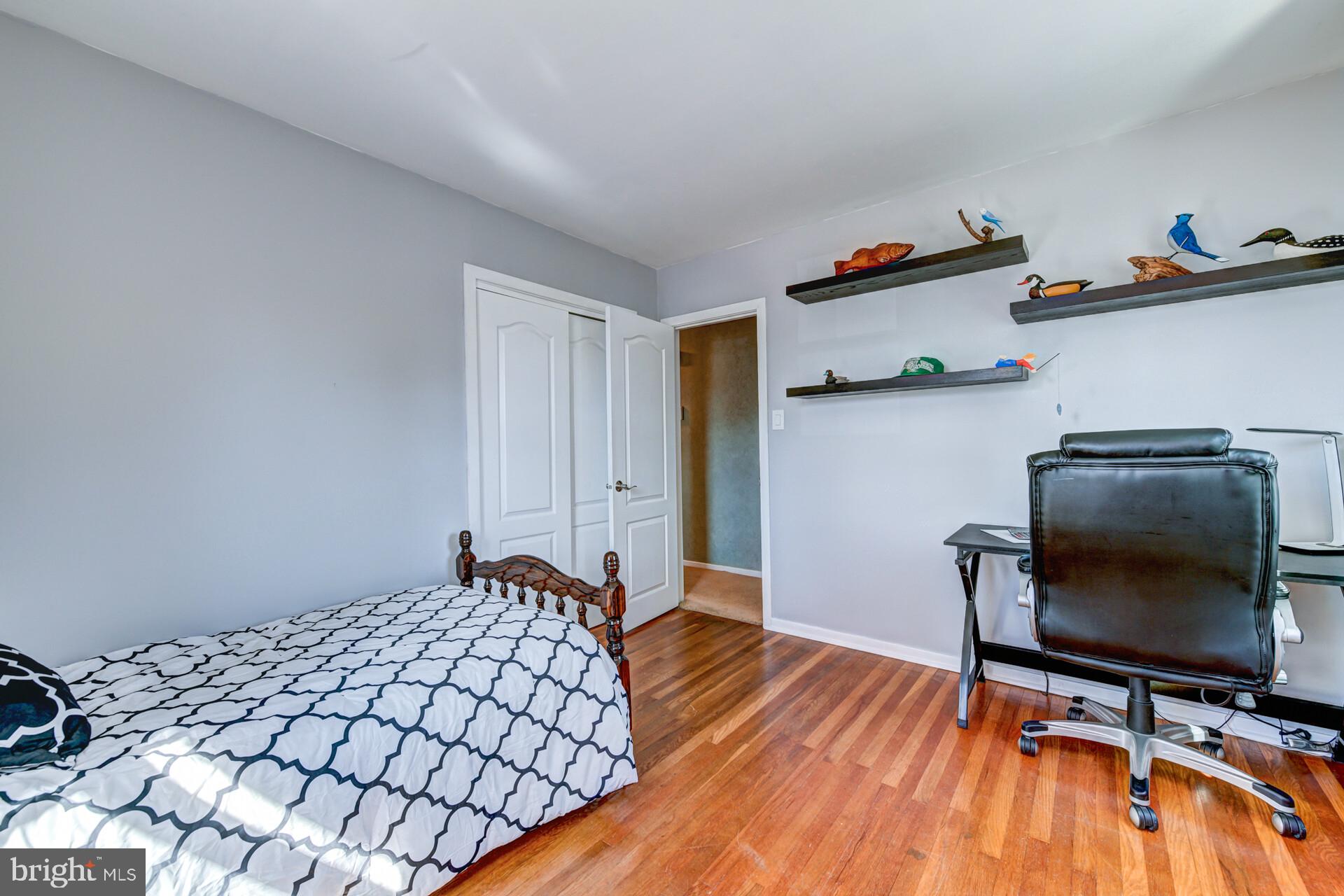 517 MANOR HOUSE LANE