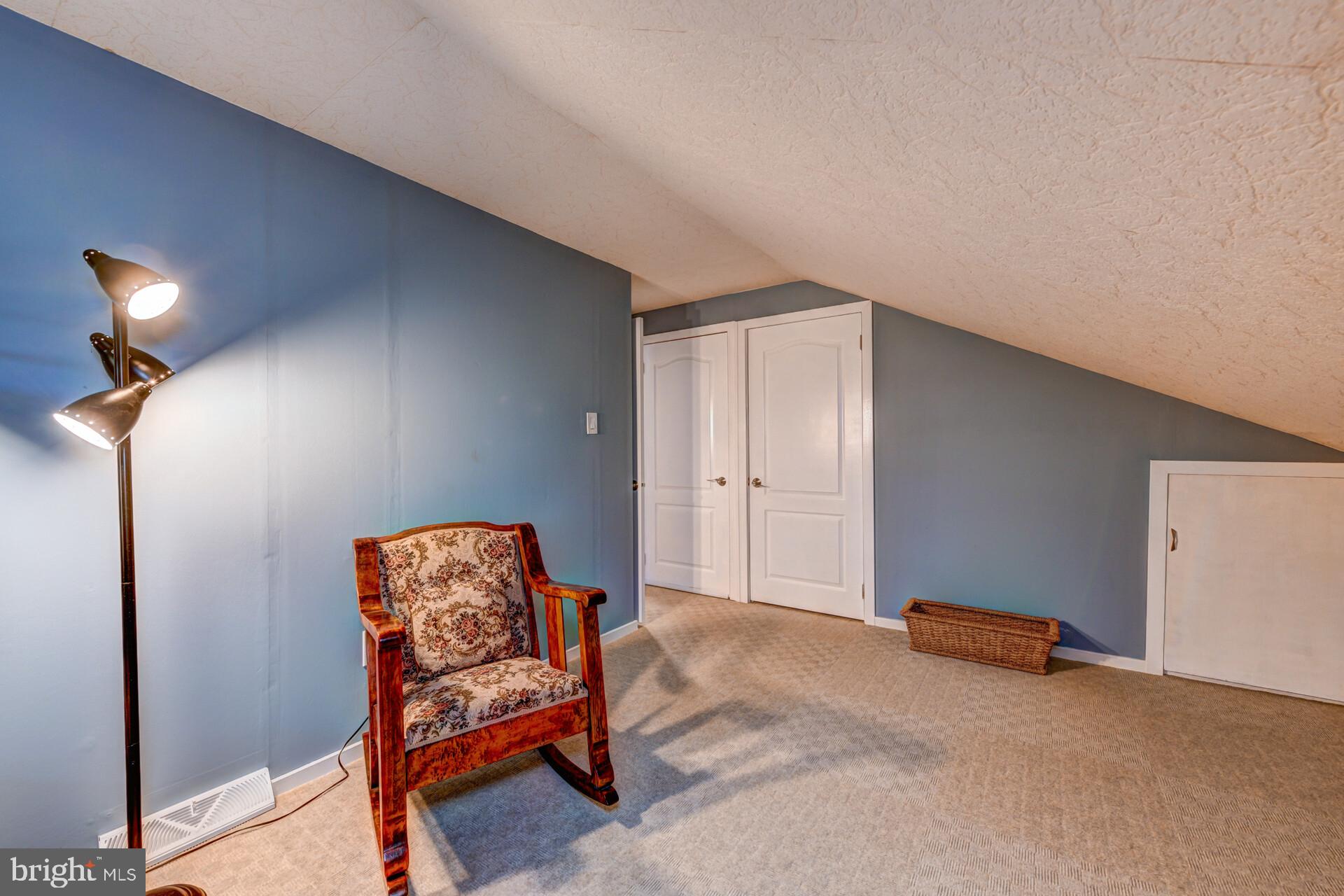 517 MANOR HOUSE LANE