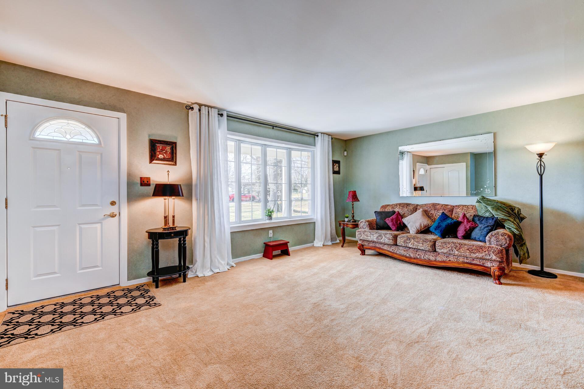 517 MANOR HOUSE LANE