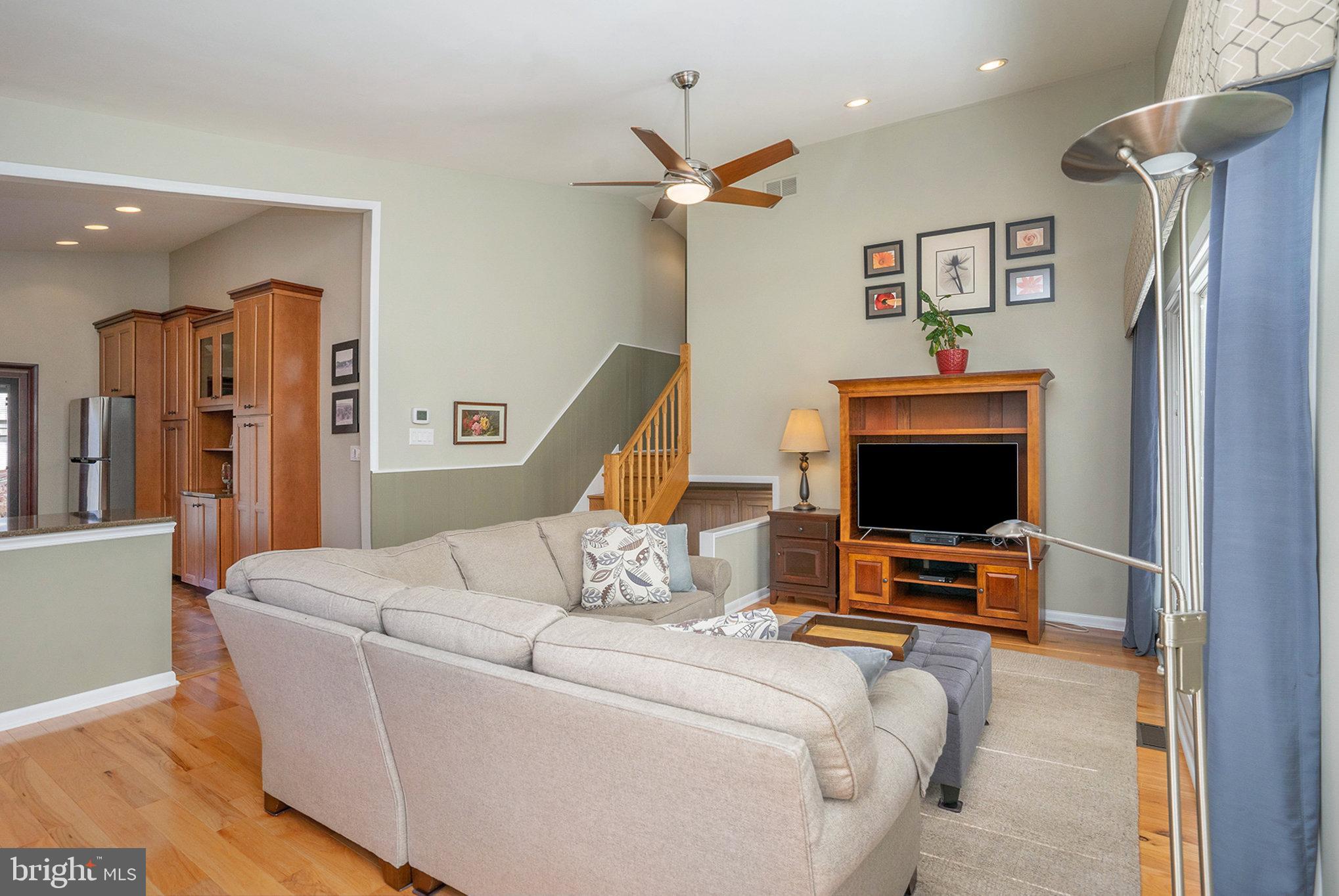 1849 PULASKI DRIVE