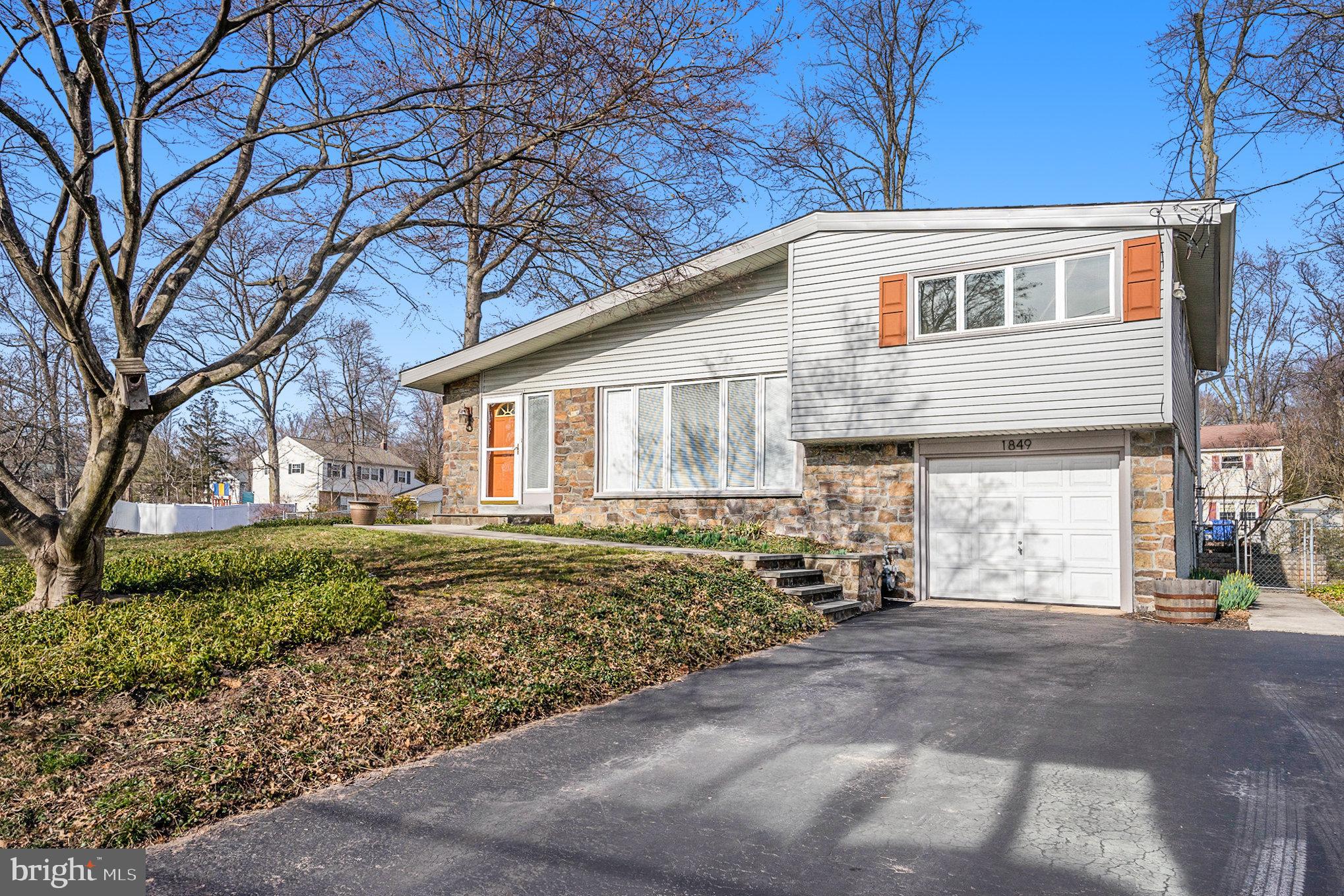 1849 PULASKI DRIVE