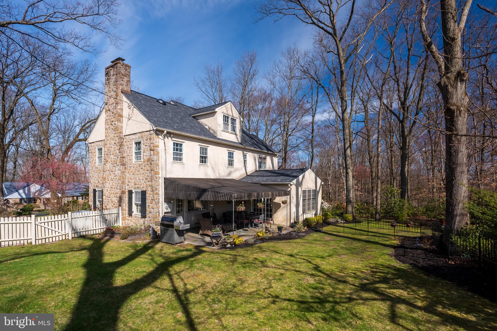 415 CUSTIS ROAD