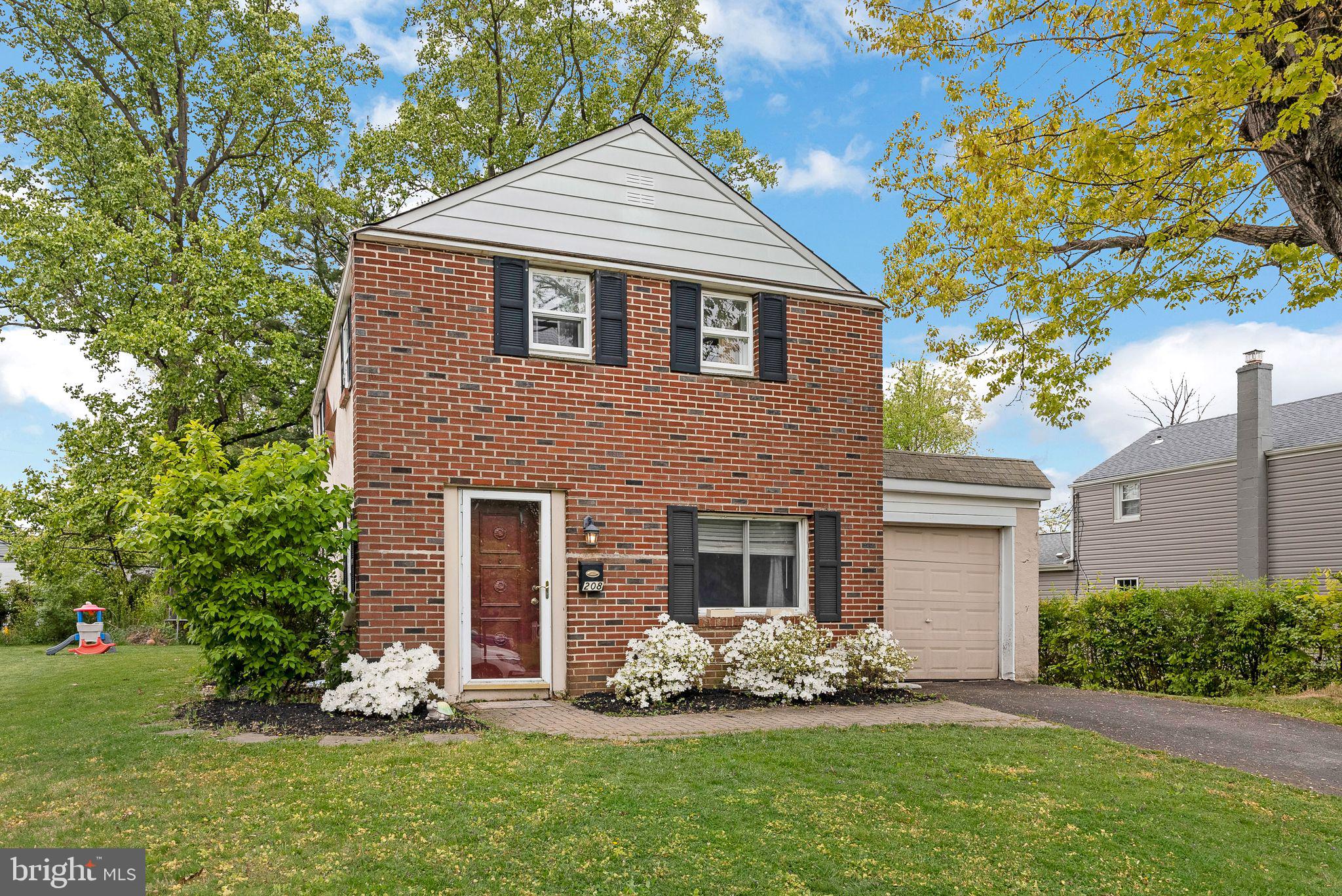 208 REDFORD ROAD