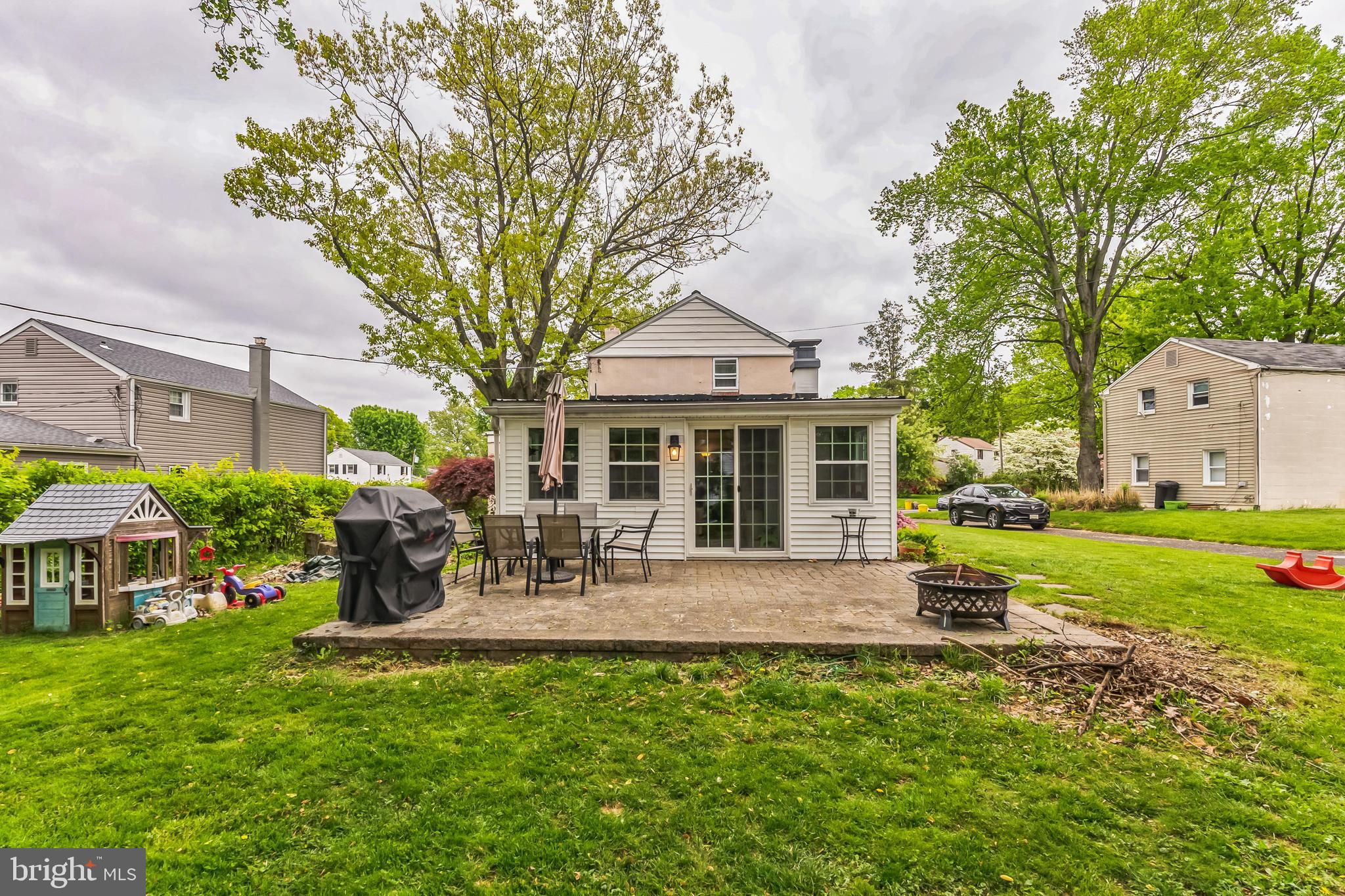 208 REDFORD ROAD