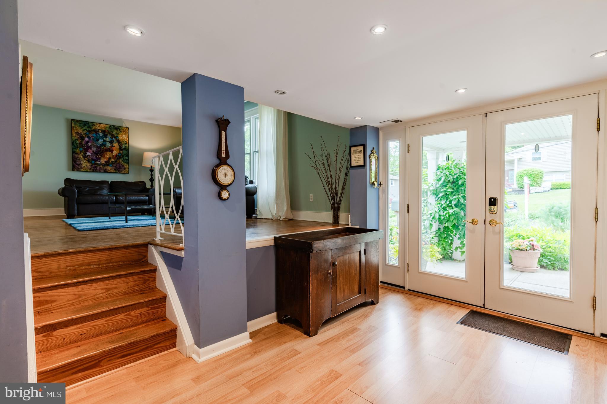 1233 DUNCAN DRIVE