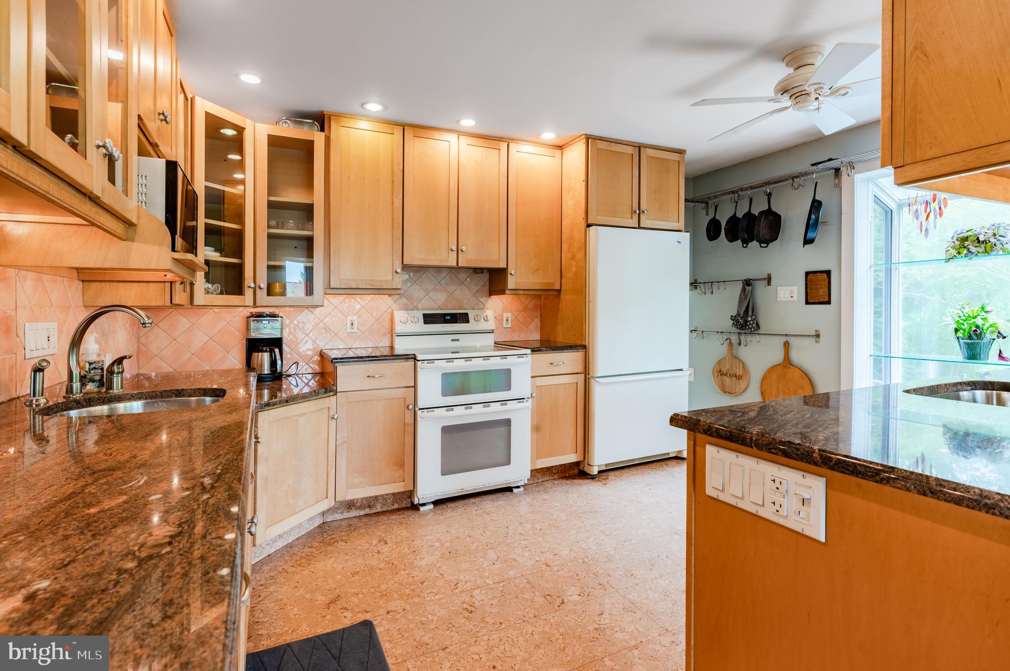 1233 DUNCAN DRIVE