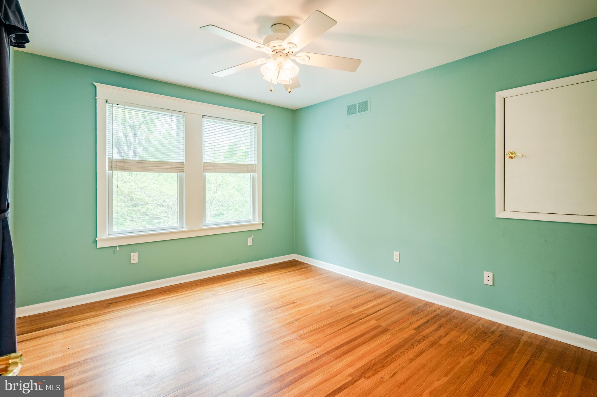 1233 DUNCAN DRIVE