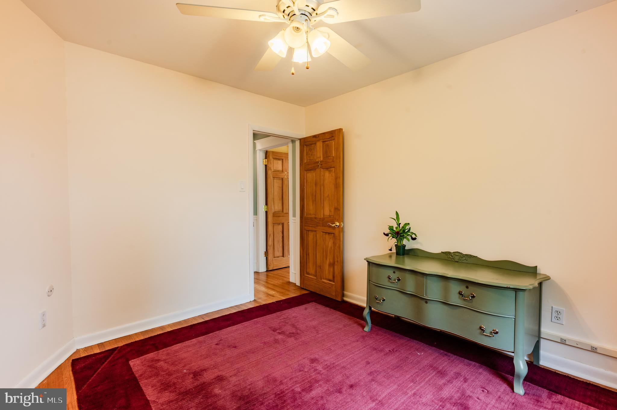 1233 DUNCAN DRIVE