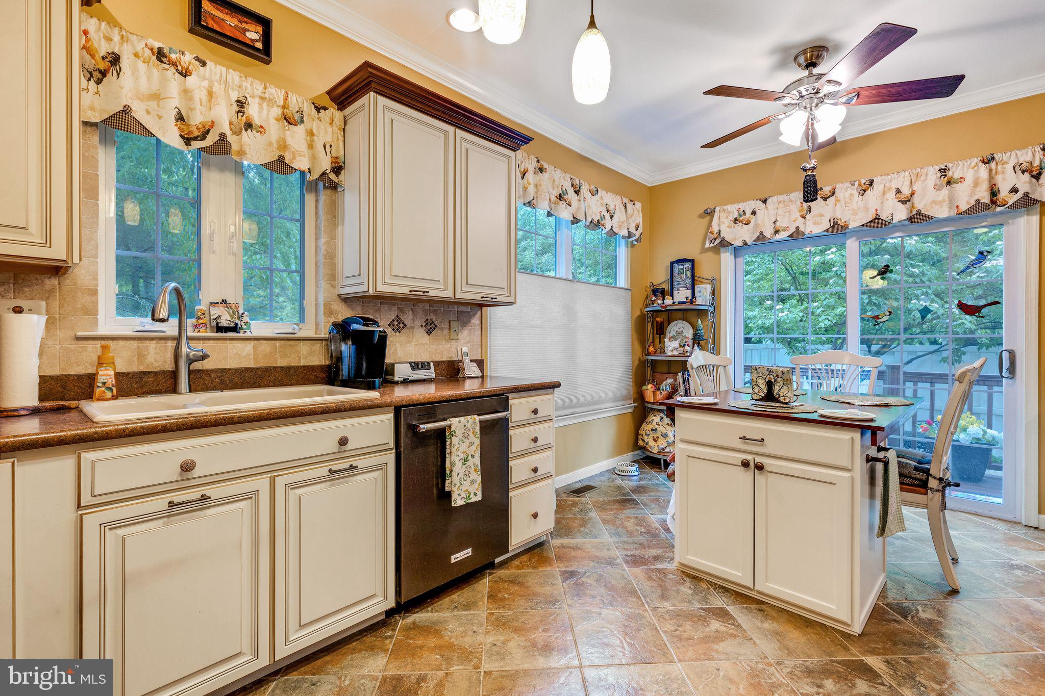 132 GREEN VALLEY CIRCLE
