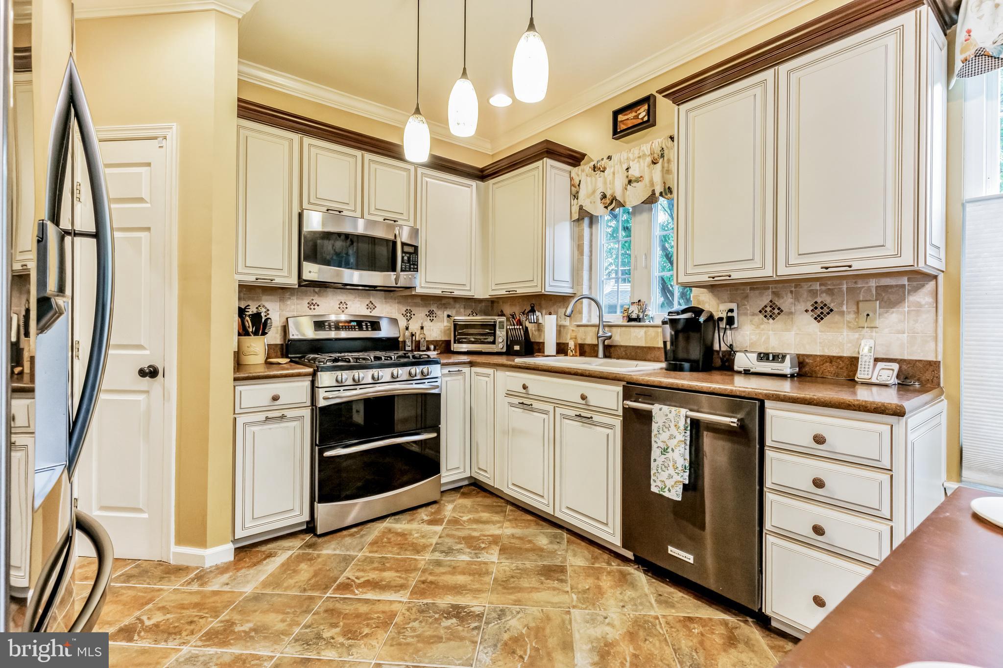 132 GREEN VALLEY CIRCLE