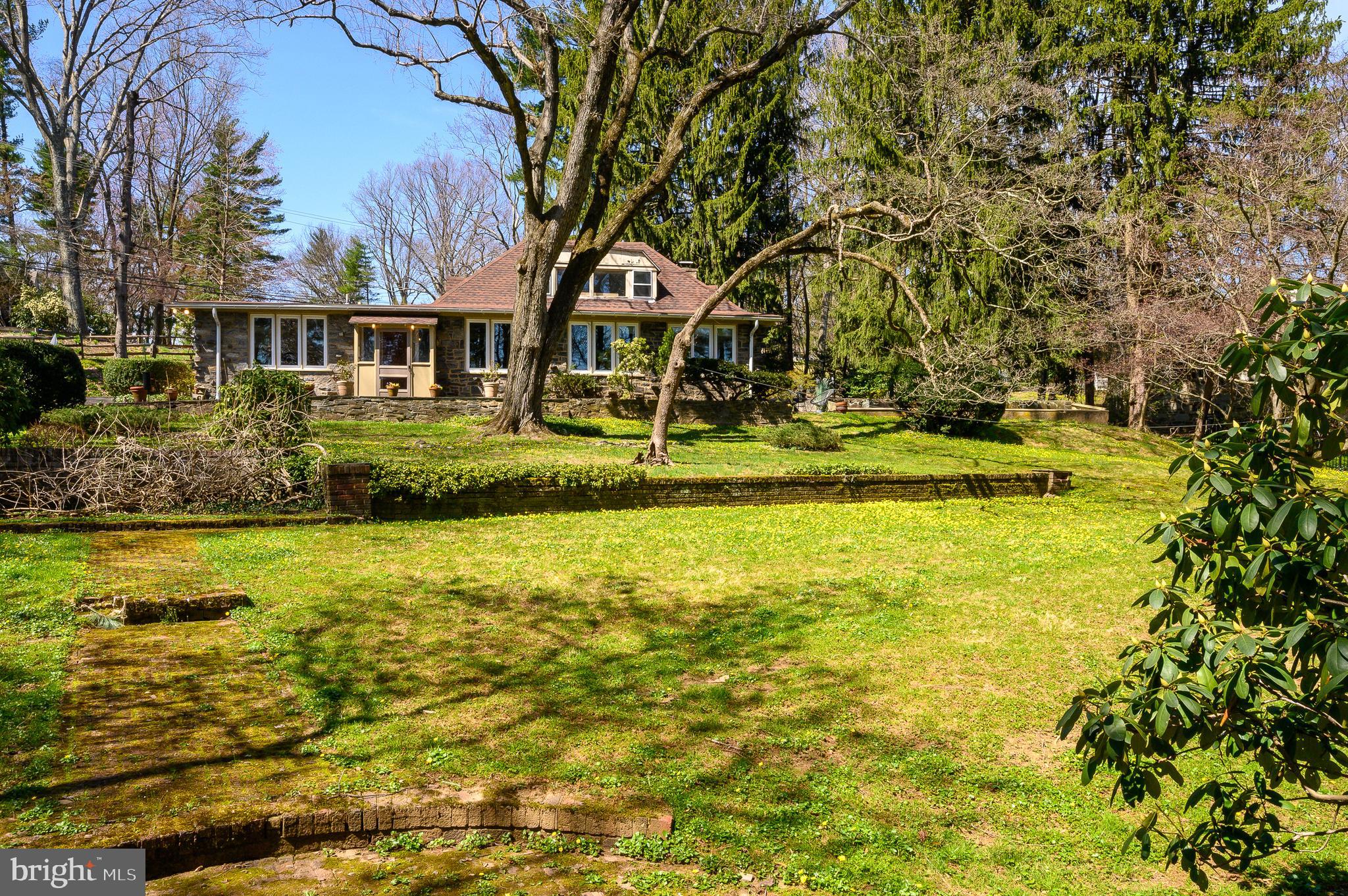 1385 WOODLAND ROAD