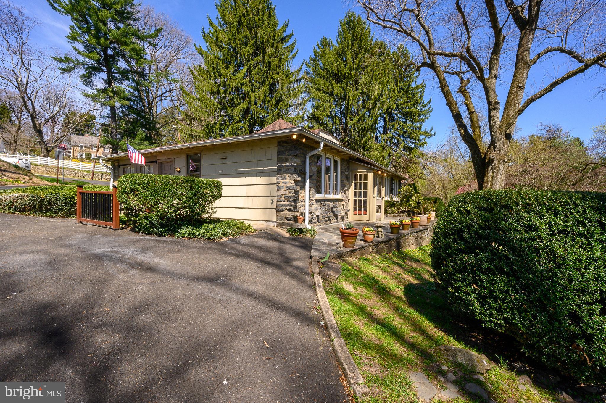 1385 WOODLAND ROAD