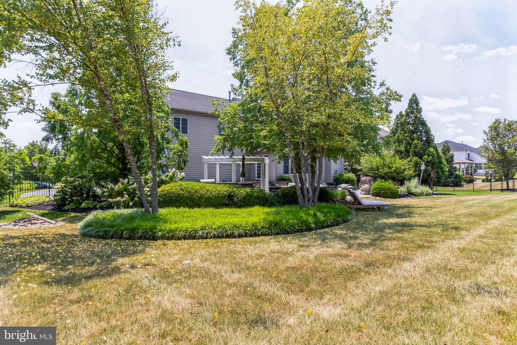 392 HIGHGATE DRIVE