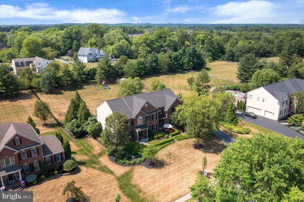 392 HIGHGATE DRIVE