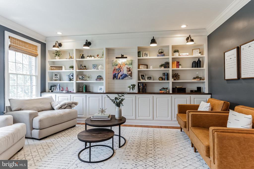 392 HIGHGATE DRIVE