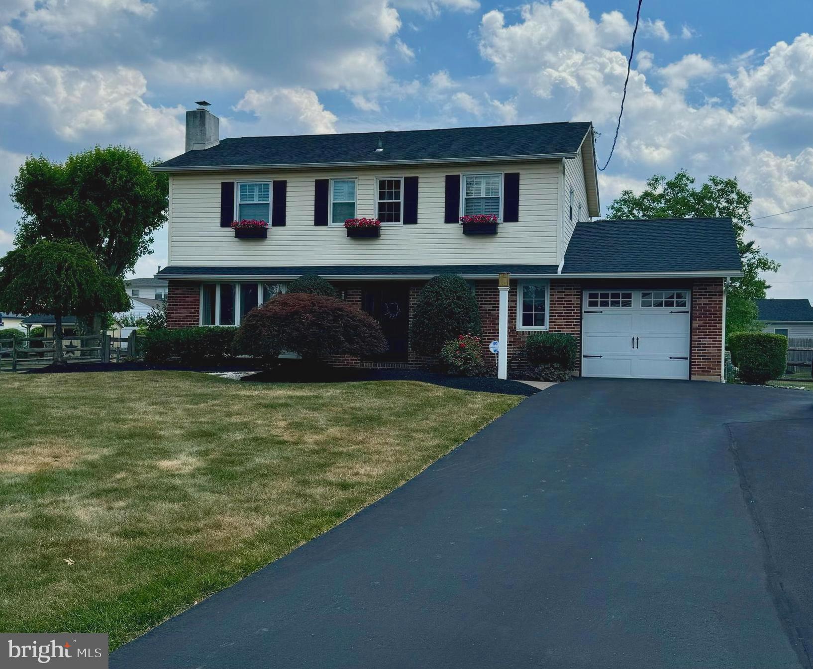 927 WILLIAMSON ROAD