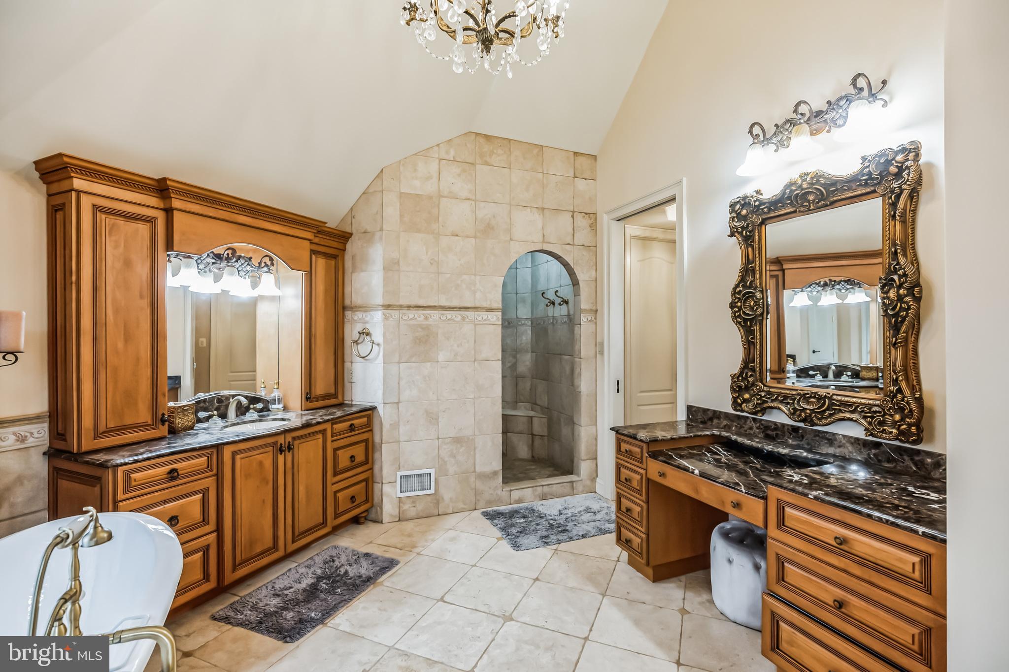 703 DAVENTRY WAY