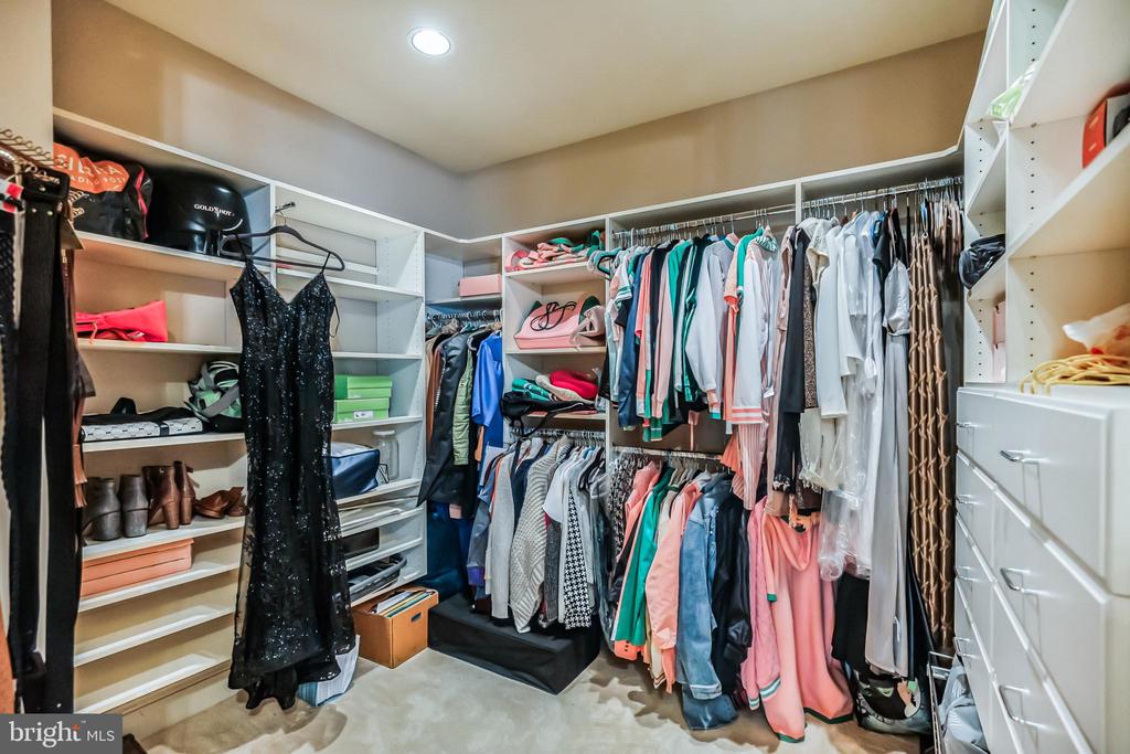 703 DAVENTRY WAY